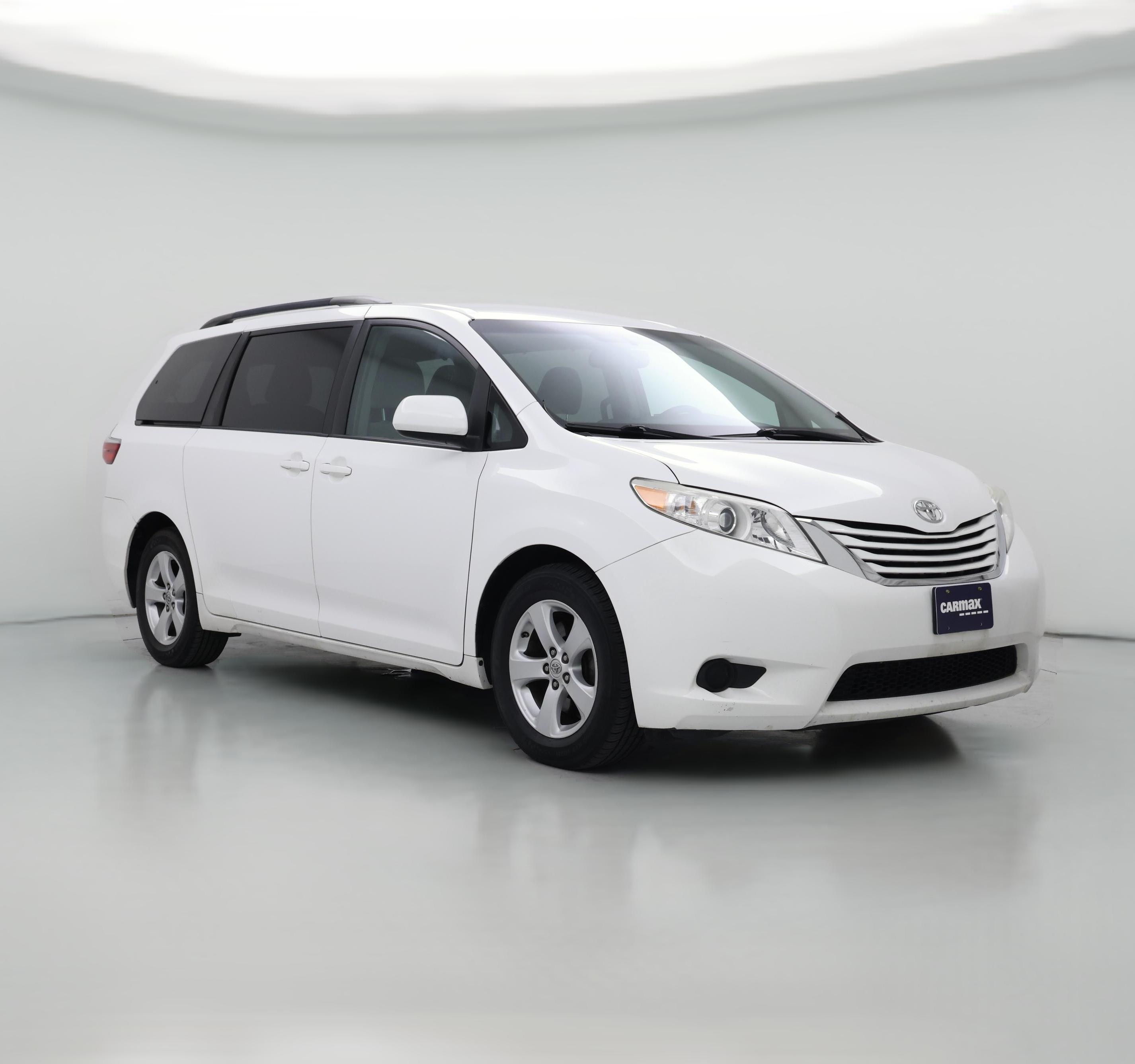 Thumbnail: 2017 Toyota Sienna - 1