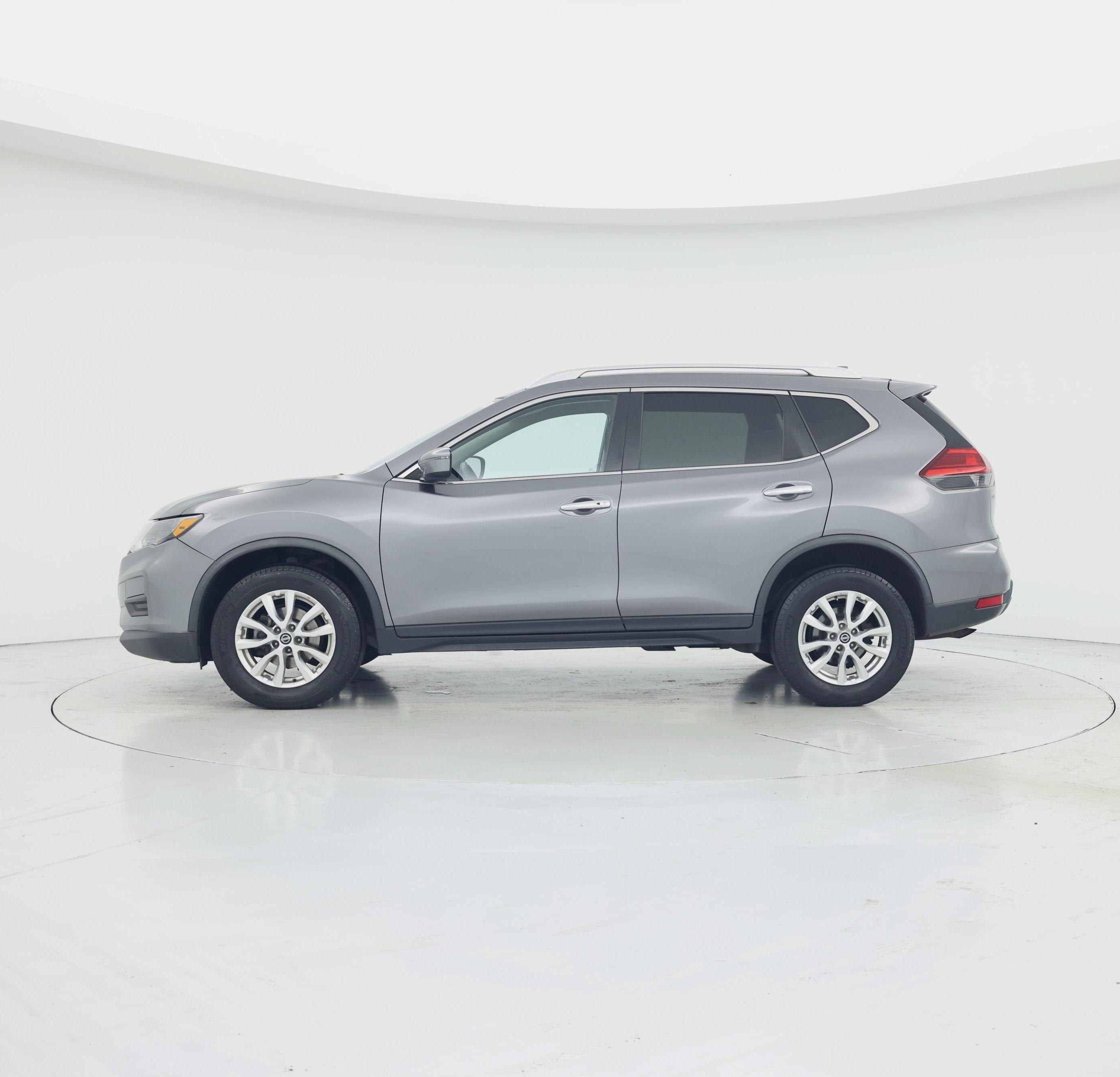 Thumbnail: 2017 Nissan Rogue - 3