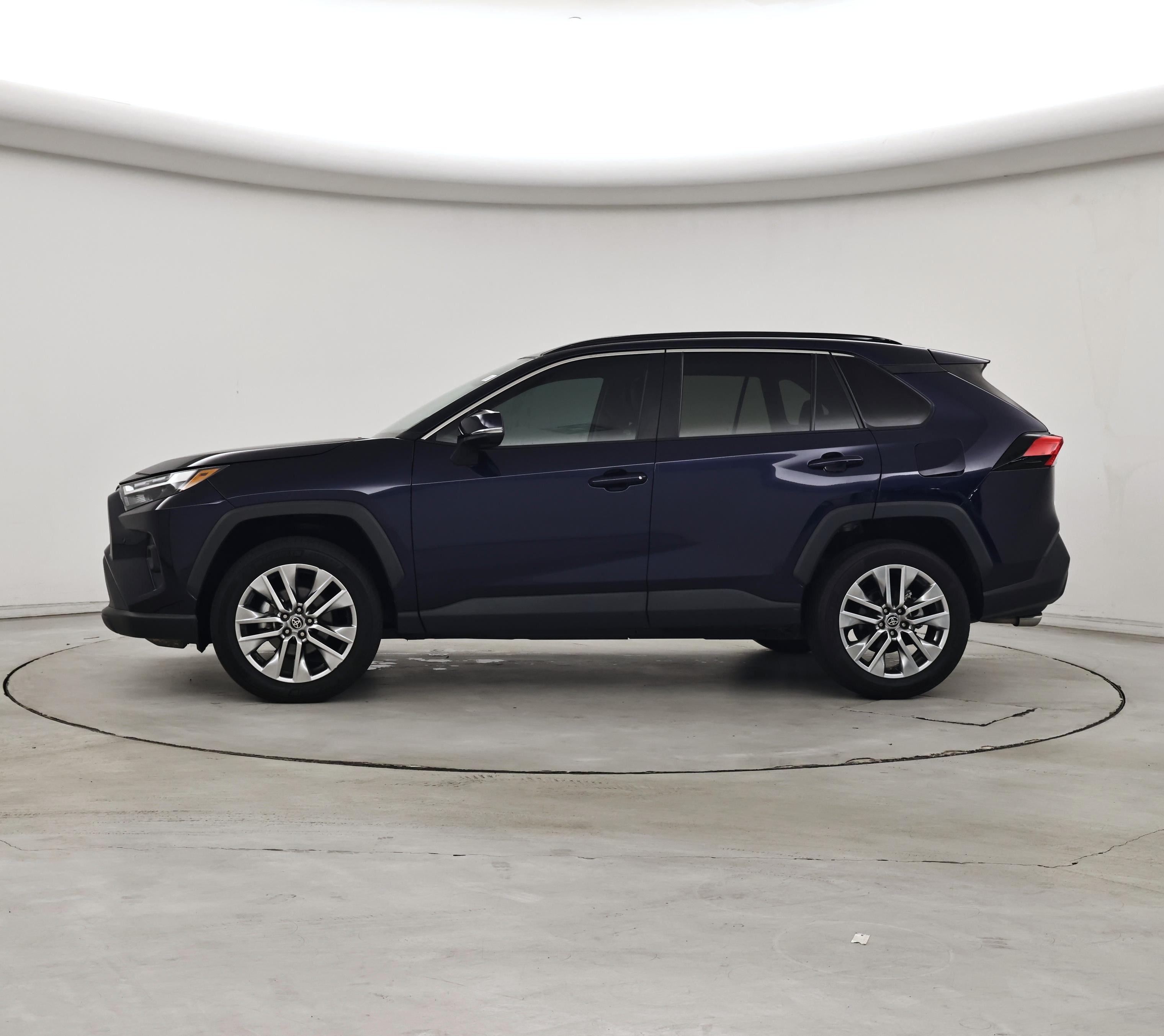 Thumbnail: 2023 Toyota RAV4 - 3