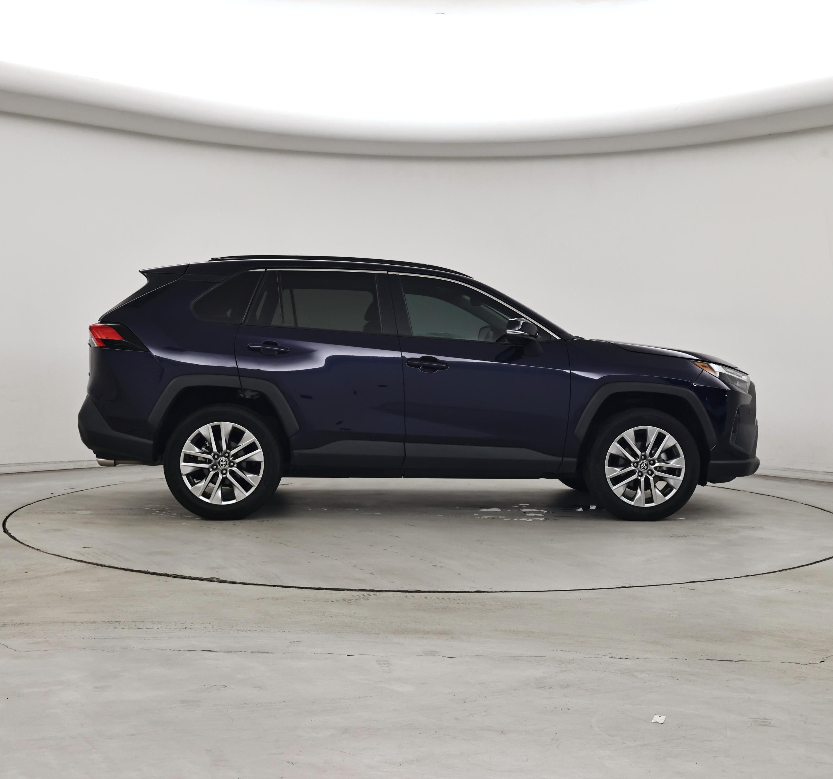 Thumbnail: 2023 Toyota RAV4 - 7