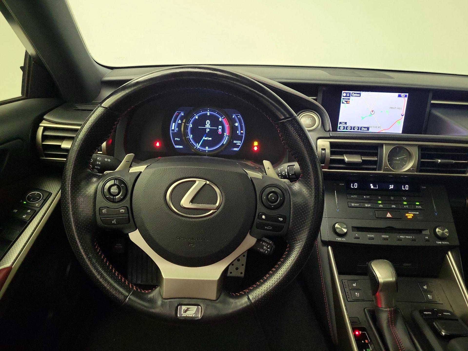 Thumbnail: 2016 Lexus IS - 10