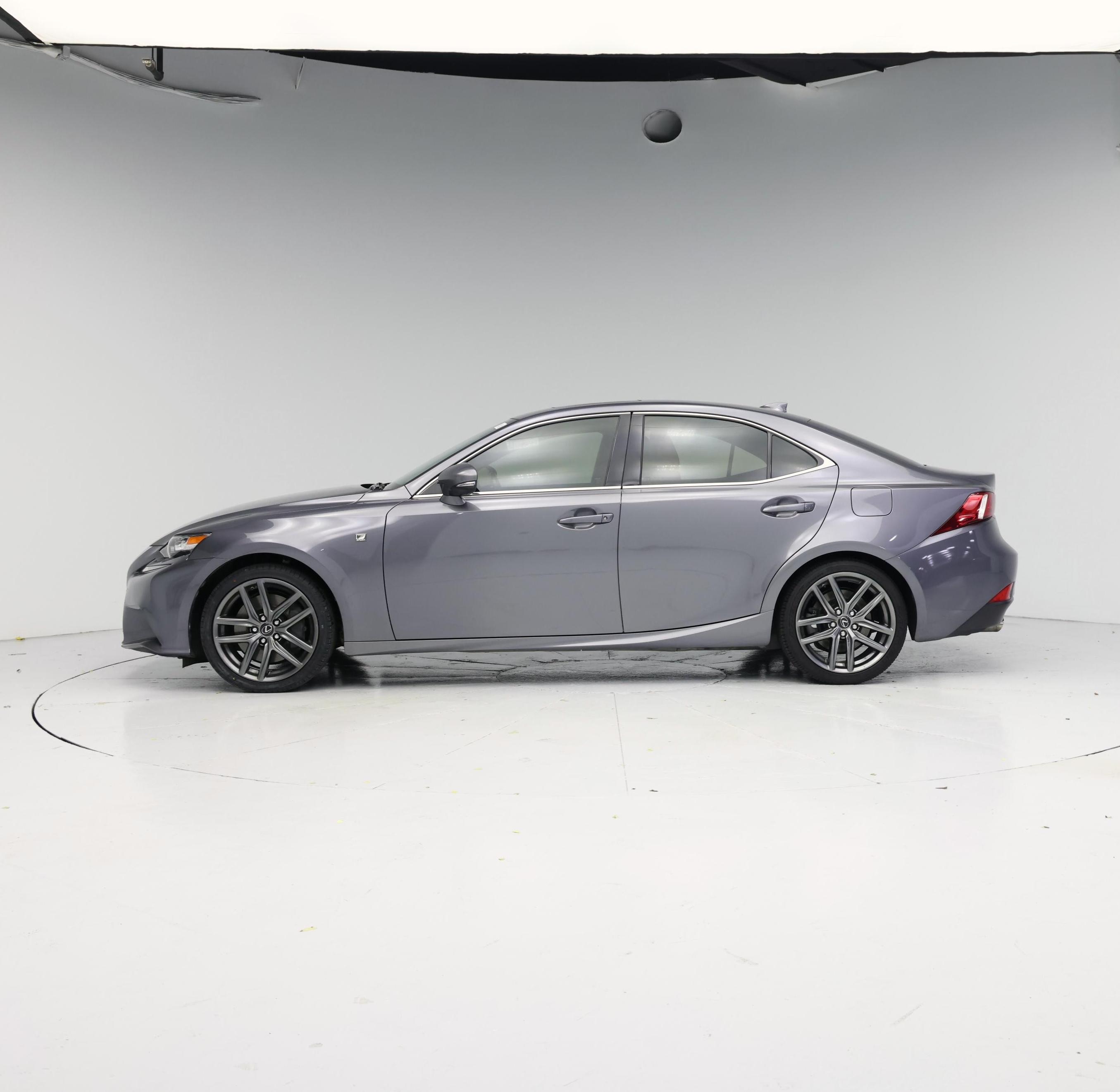 Thumbnail: 2016 Lexus IS - 3