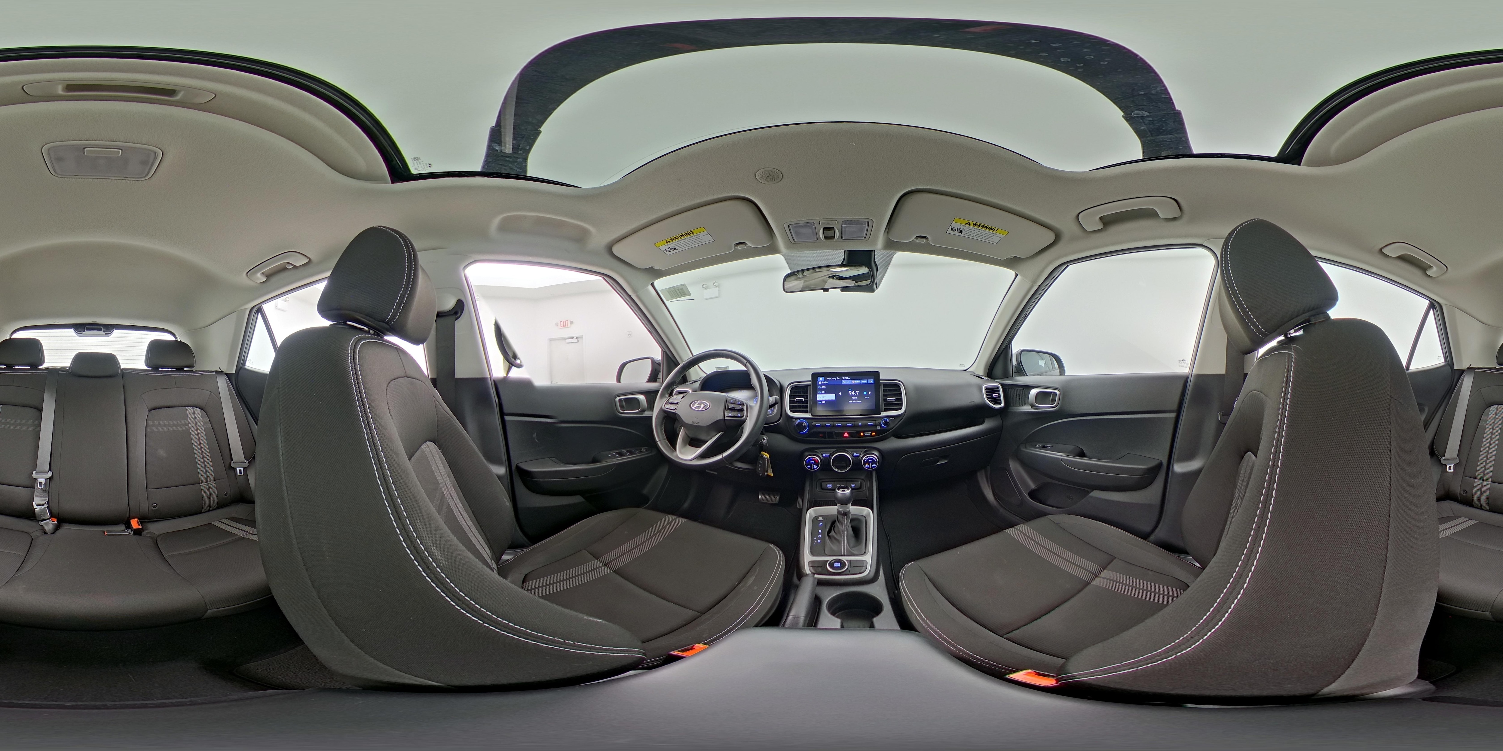 2023 Hyundai Venue SEL - Photo 25