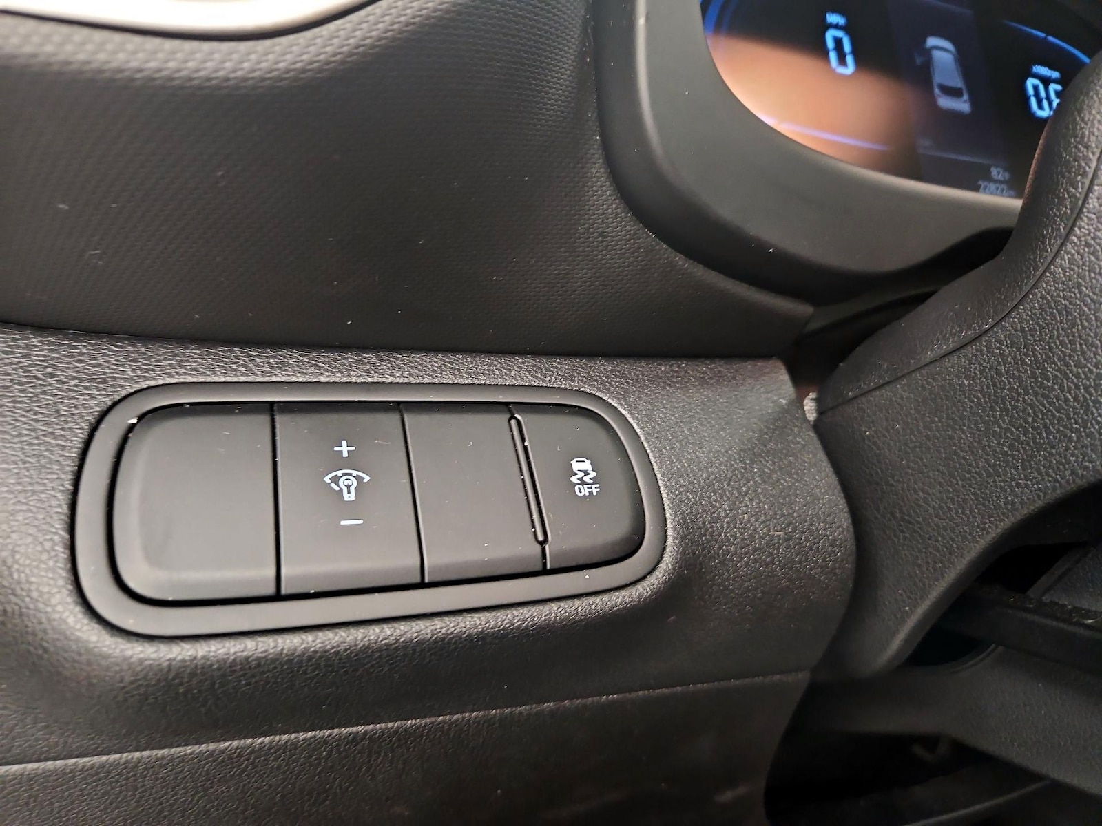 2023 Hyundai Venue SEL - Photo 14