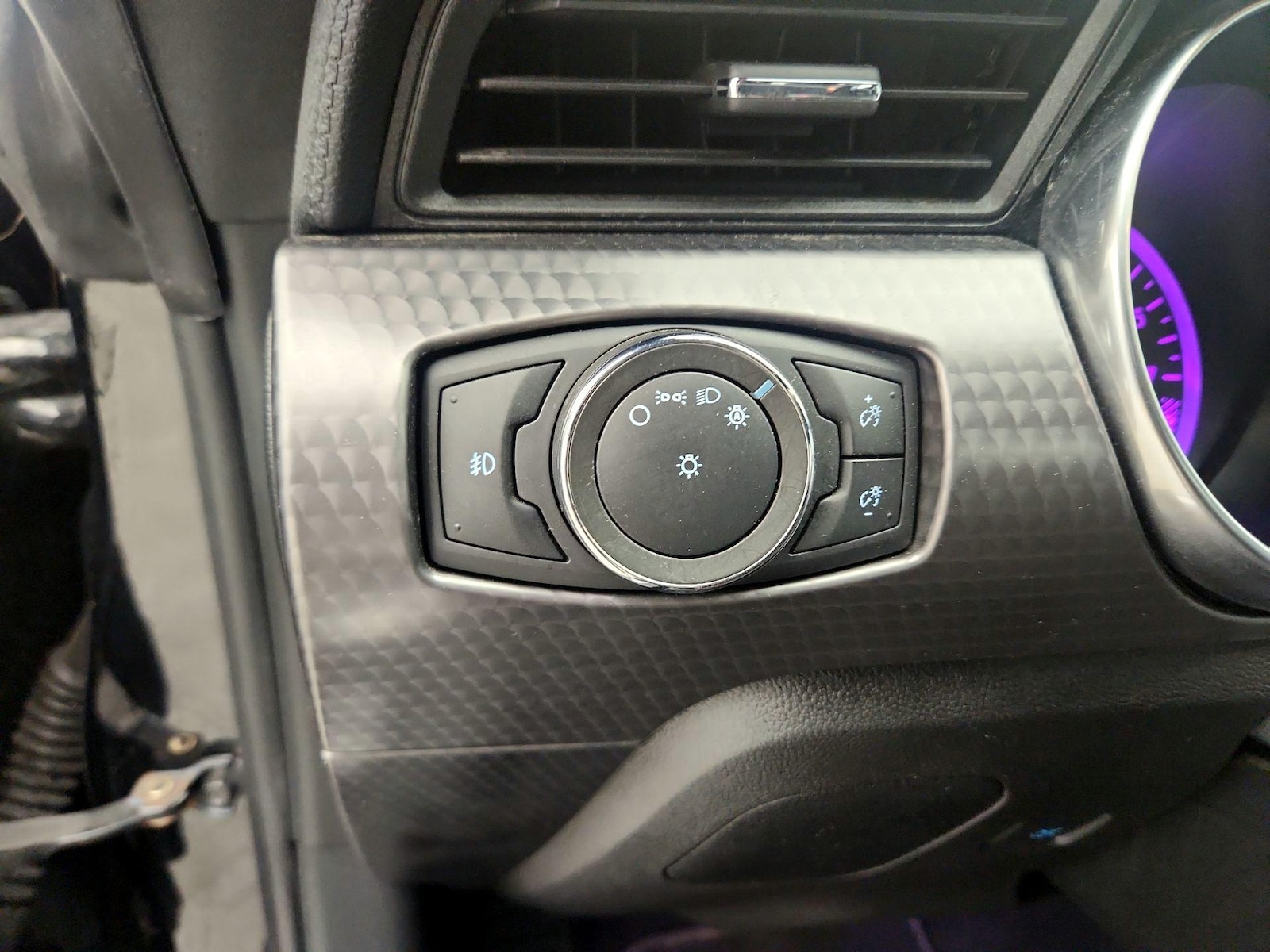 2020 Ford Mustang GT - Photo 14