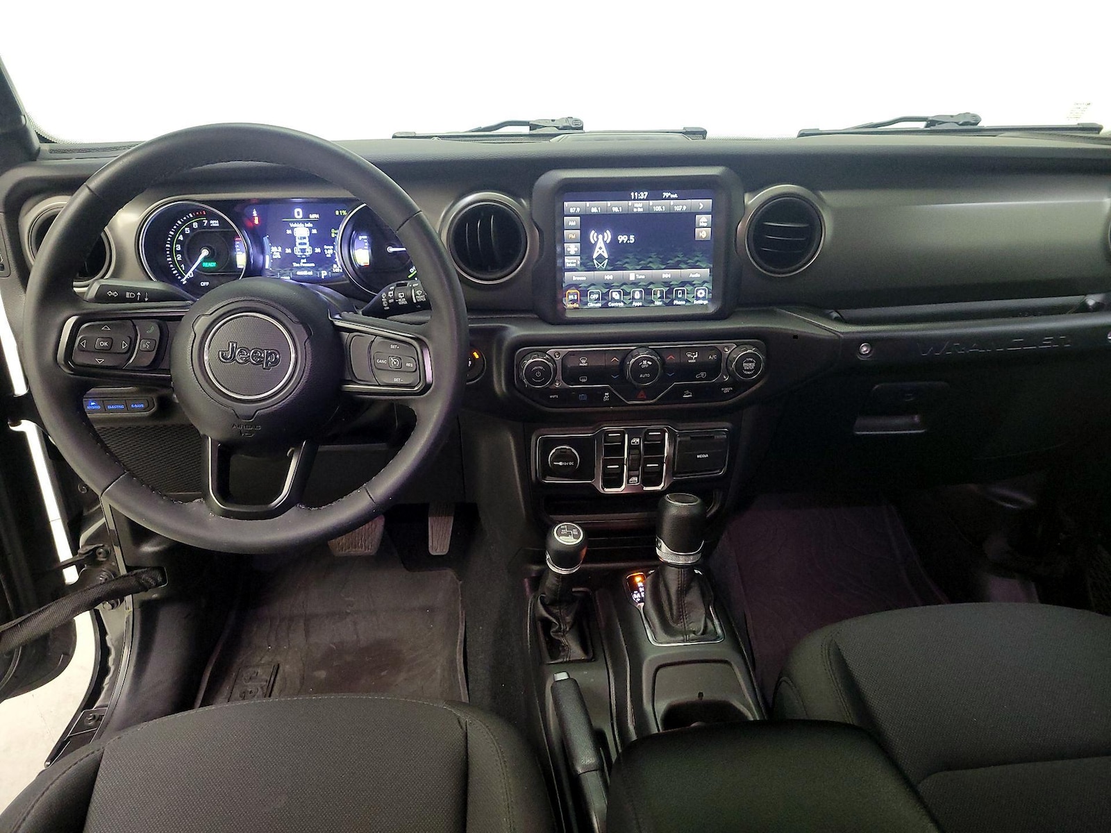 Apple CarPlay® & Android Auto™