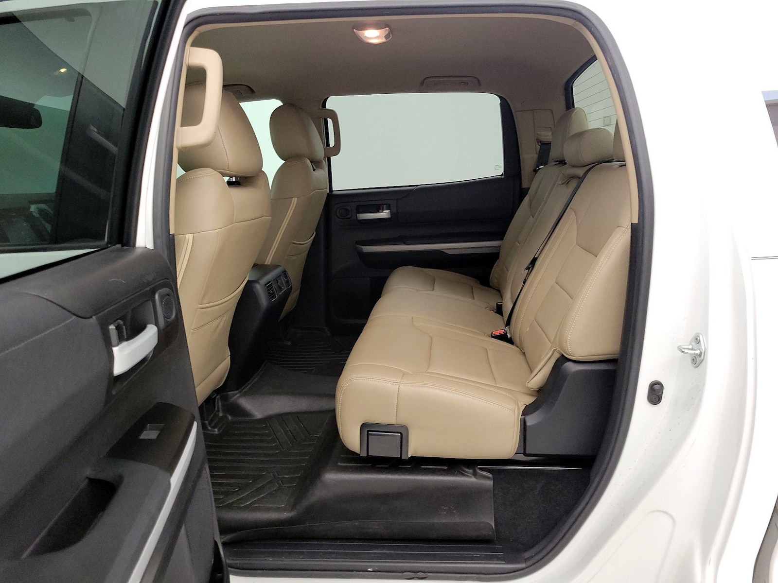 2021 Toyota Tundra SR5 - Photo 20
