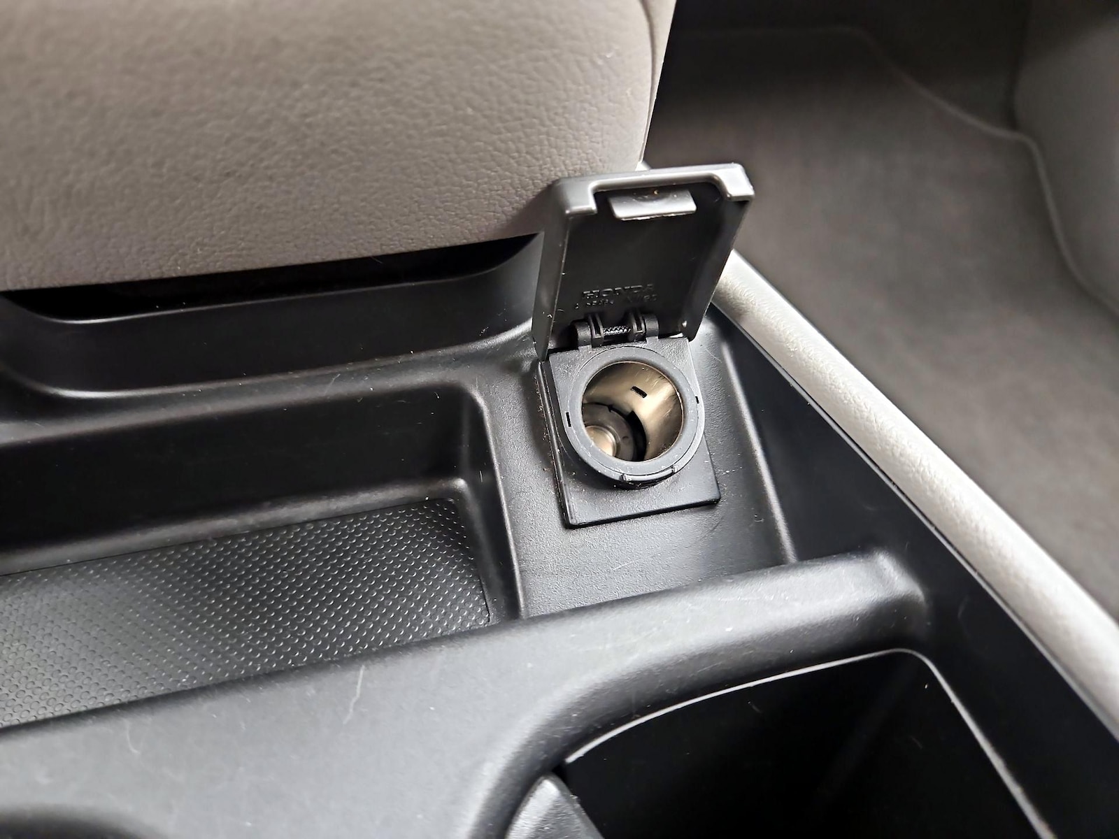 2014 Honda CR-V LX - Photo 19