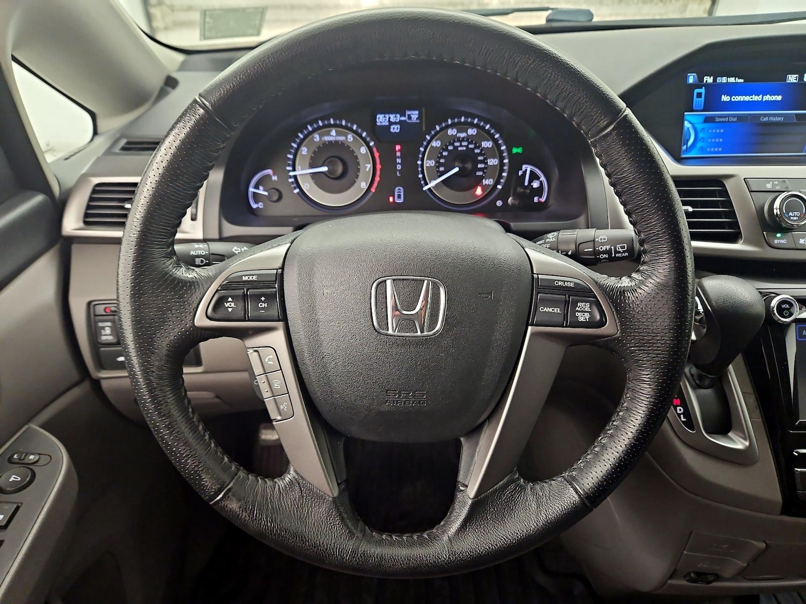 2016 Honda Odyssey EX-L - Photo 11