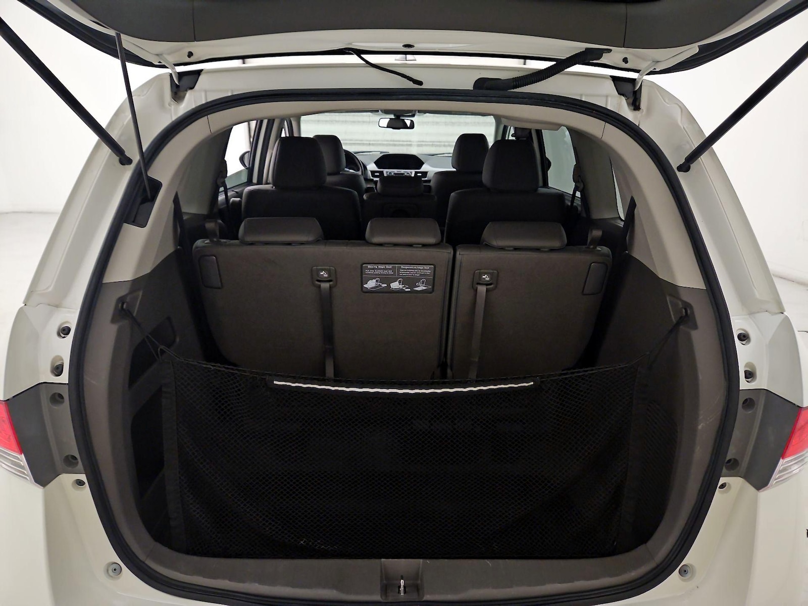 2016 Honda Odyssey EX-L - Photo 23