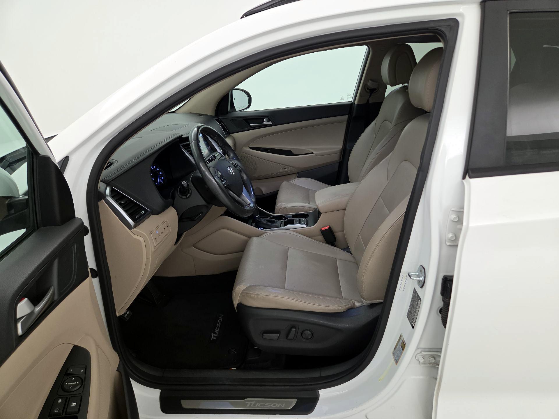 Thumbnail: 2018 Hyundai Tucson - 11