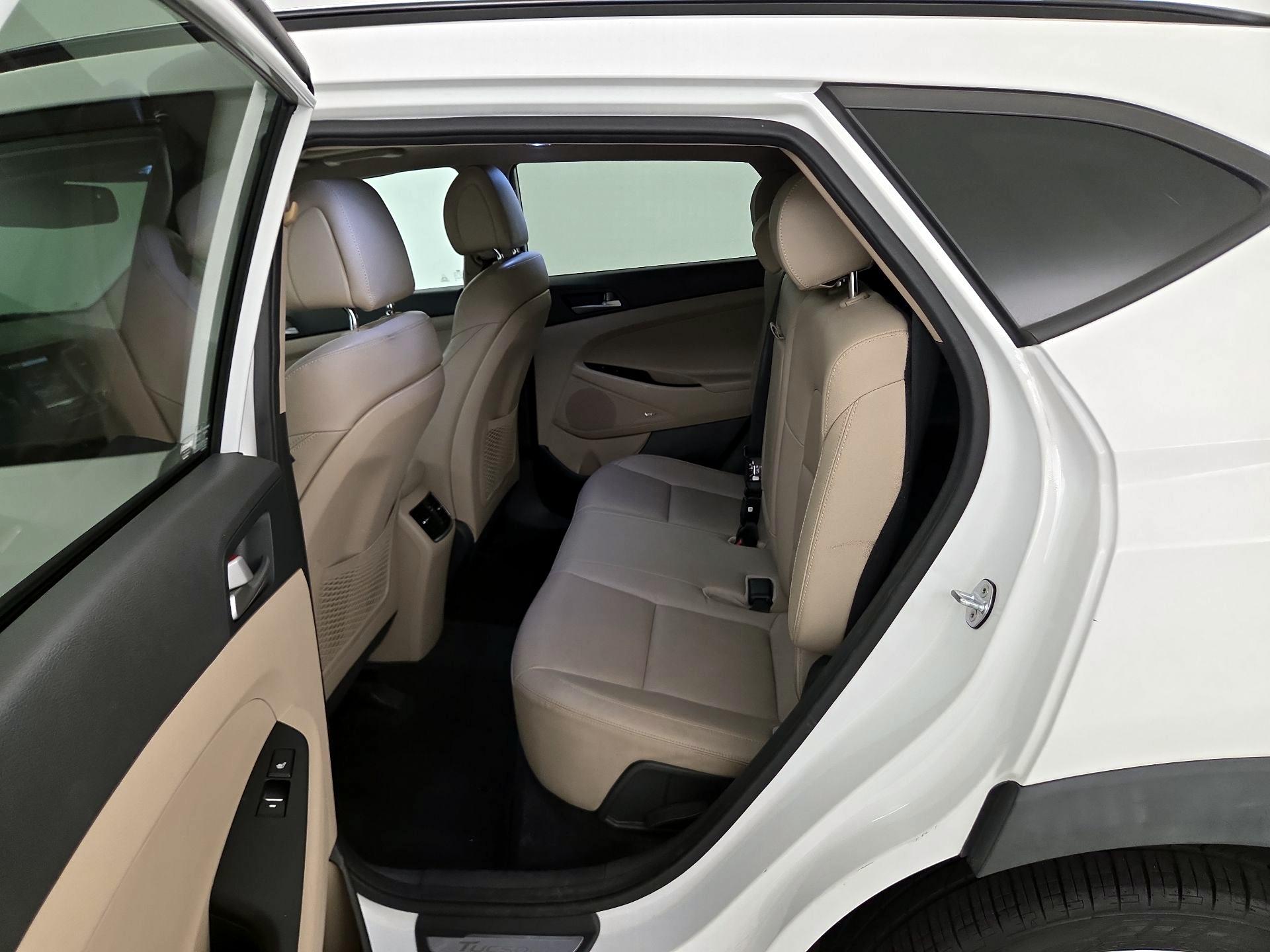 Thumbnail: 2018 Hyundai Tucson - 20