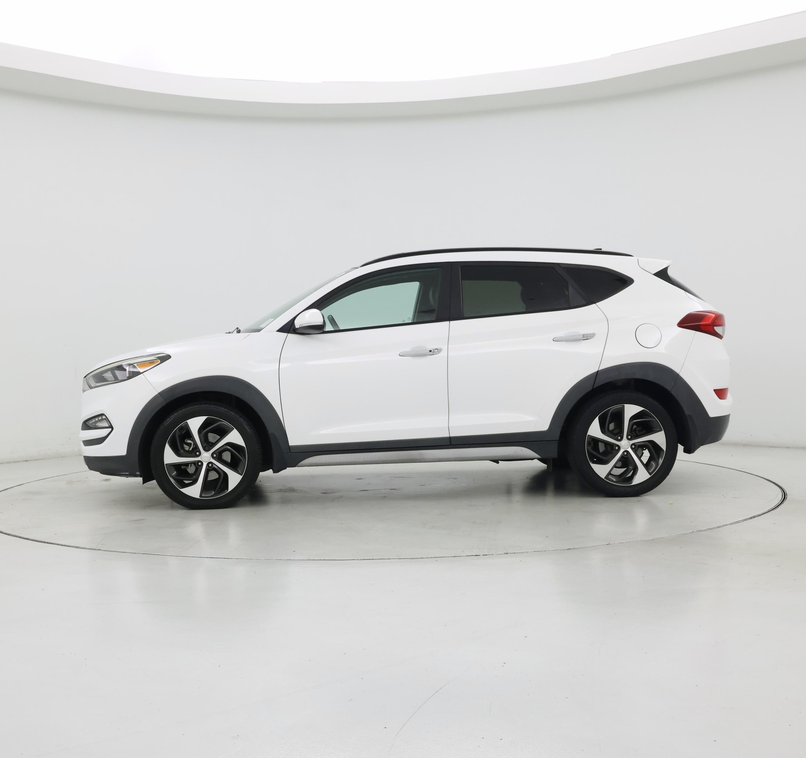 Thumbnail: 2018 Hyundai Tucson - 3