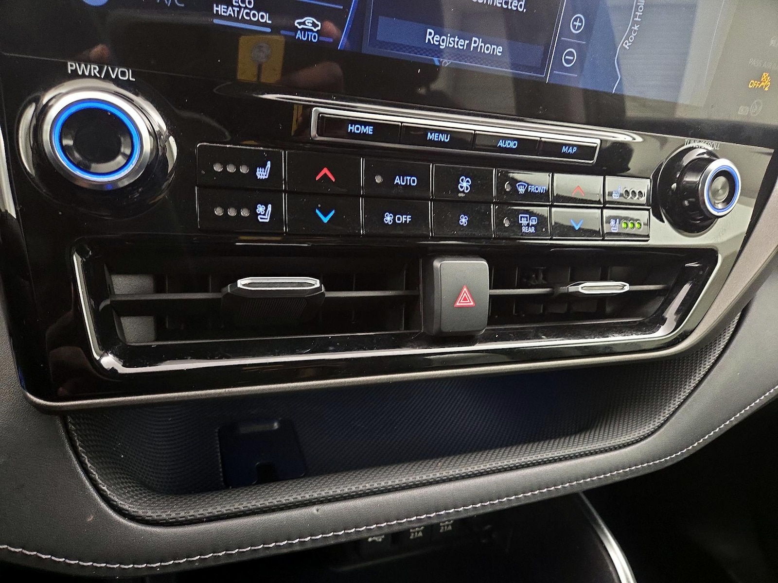 2020 Toyota Highlander Limited - Photo 18