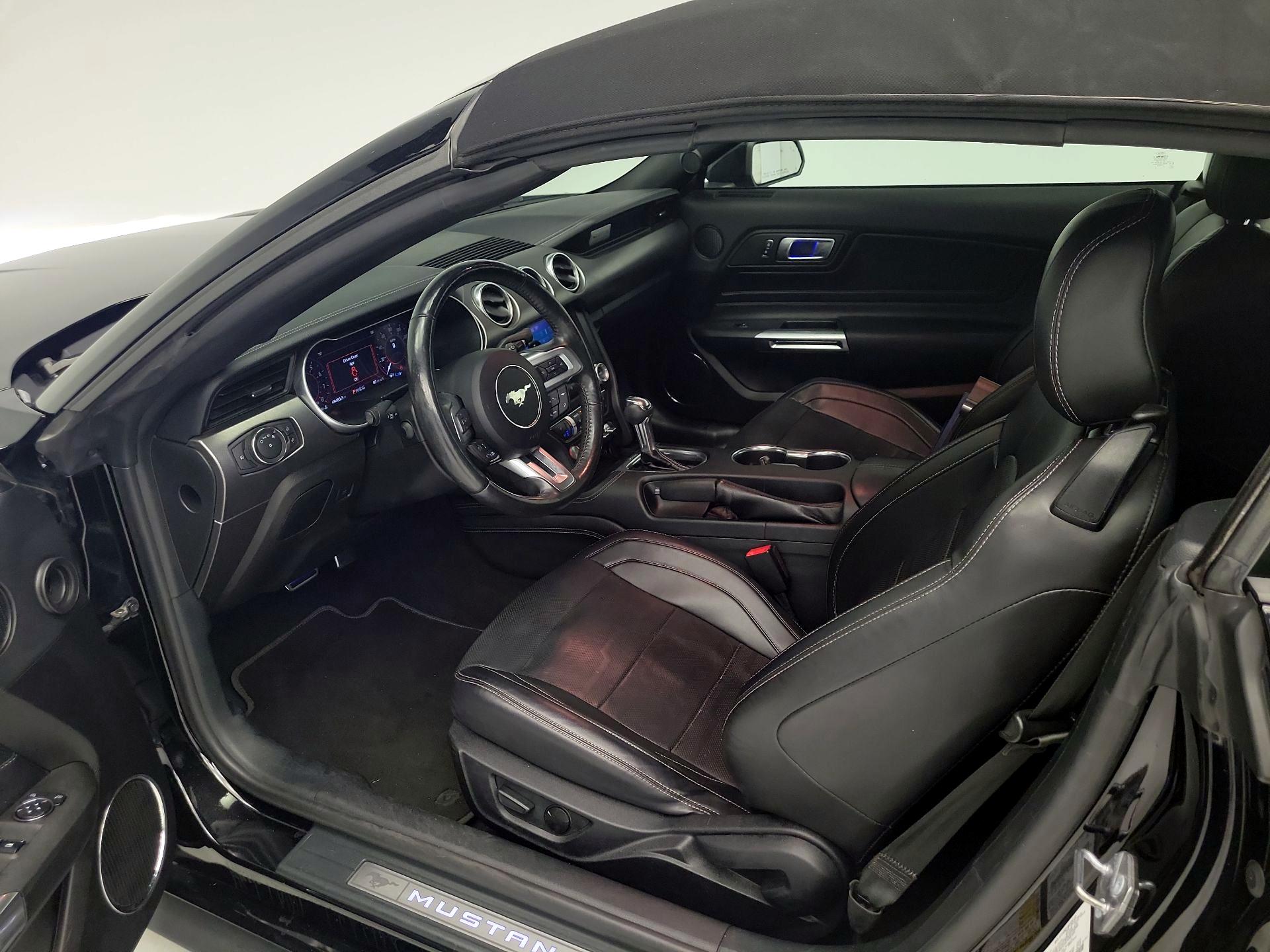 Thumbnail: 2022 Ford Mustang - 11