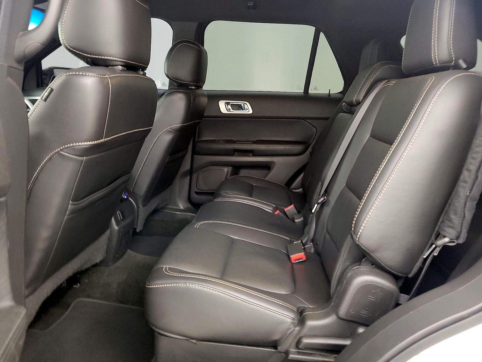 2015 Ford Explorer Sport - Photo 17