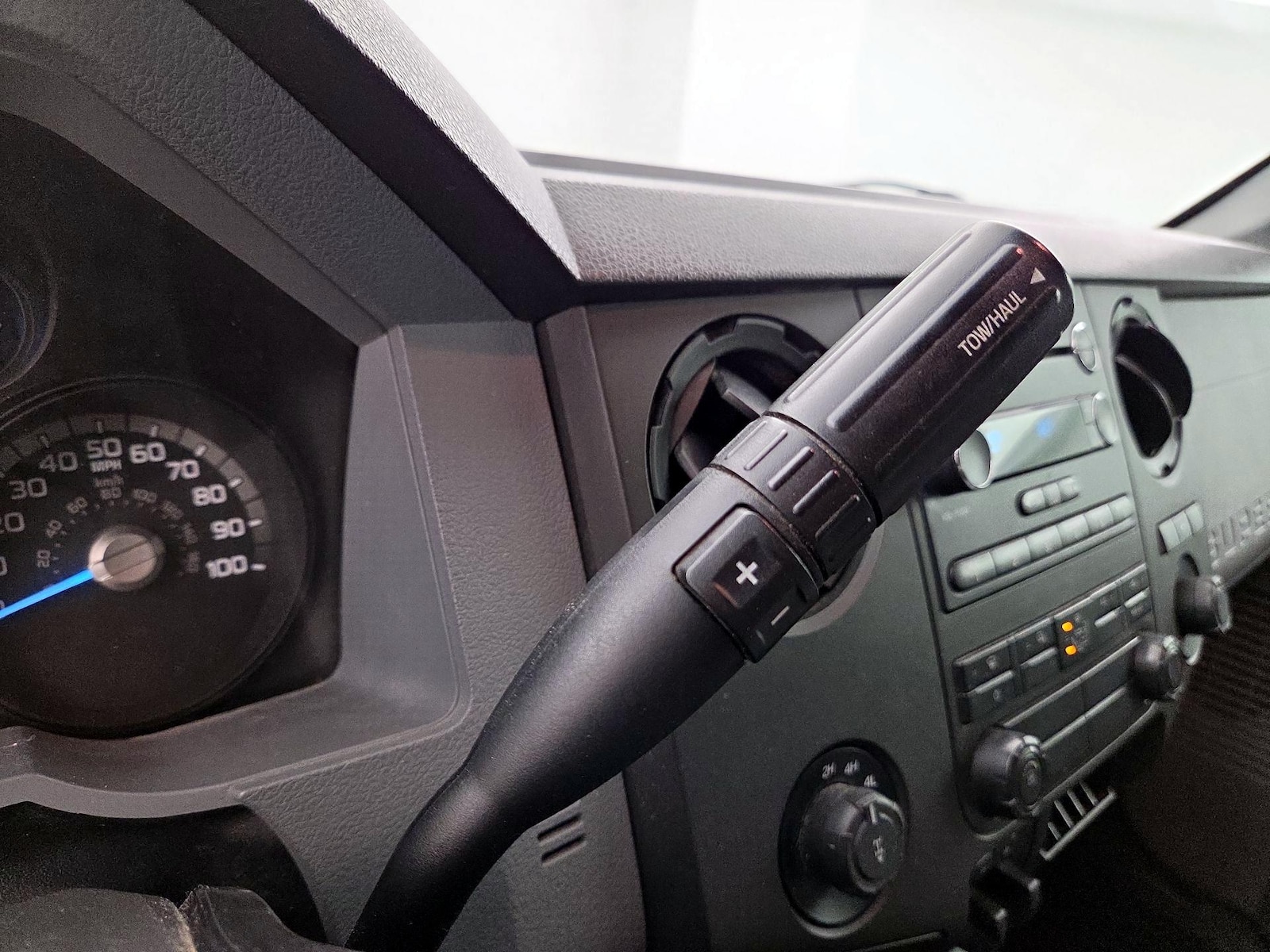 2015 Ford F-250 Super Duty XL - Photo 17