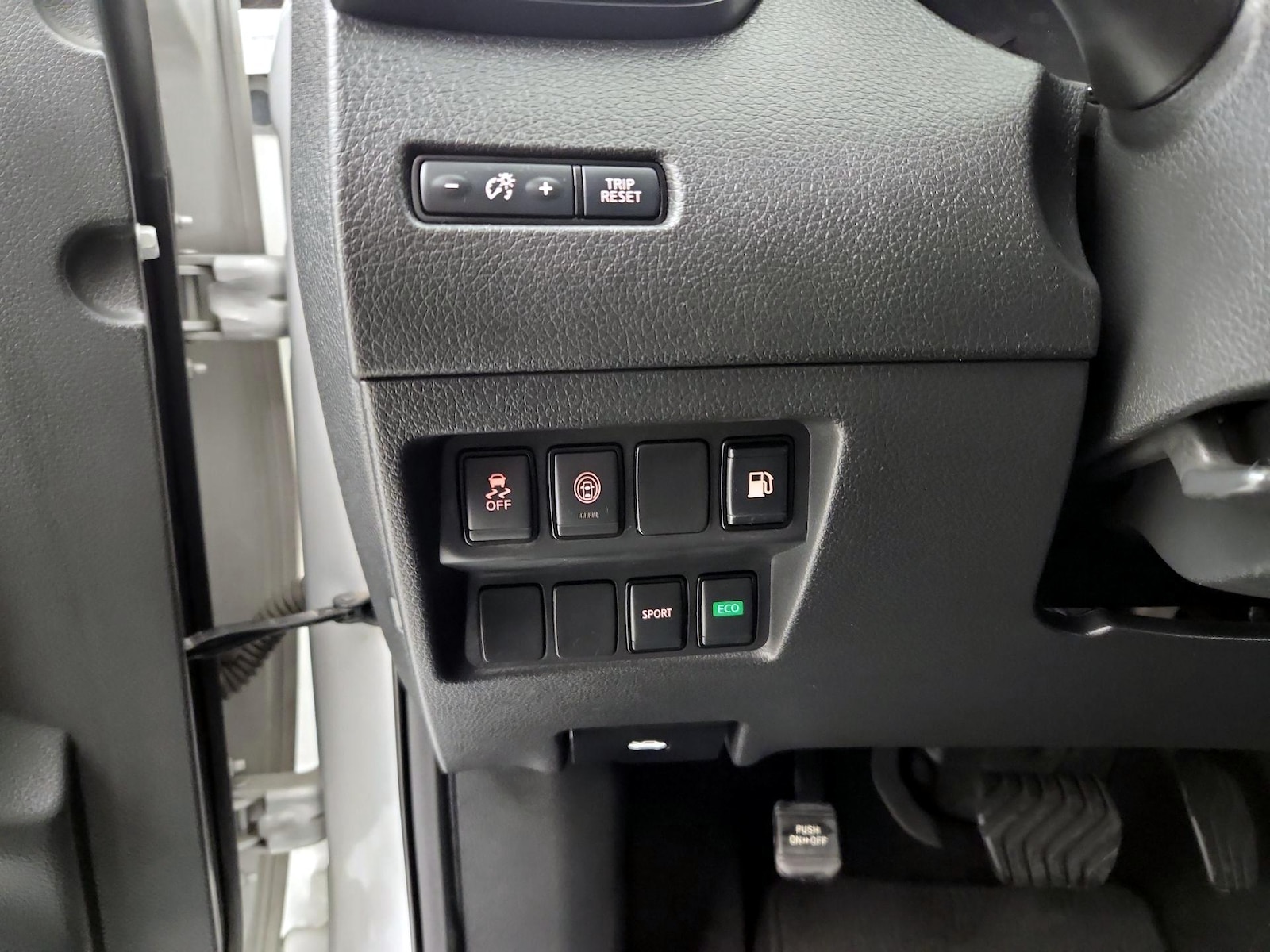 2019 Nissan Rogue S - Photo 14