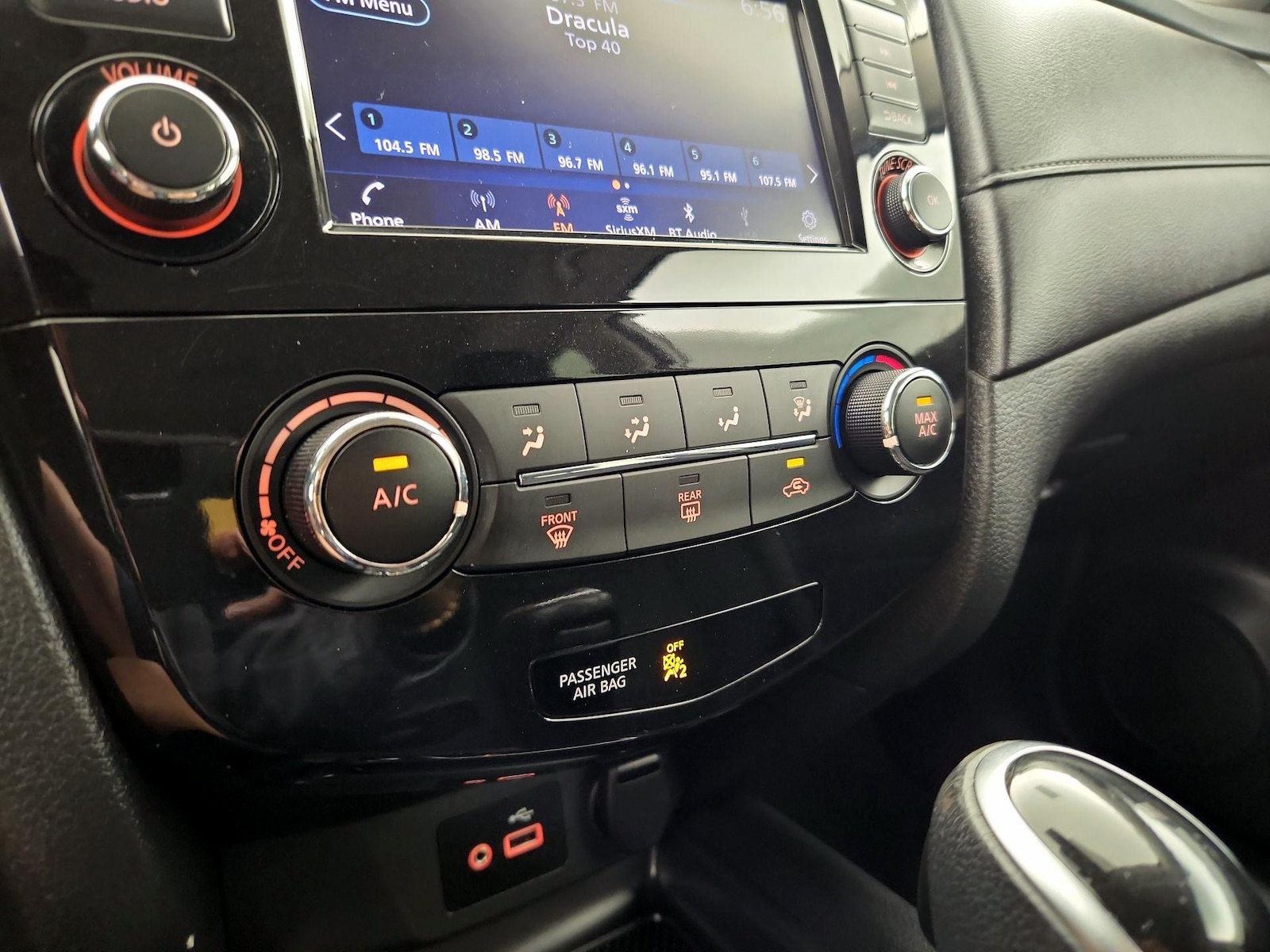 2019 Nissan Rogue S - Photo 17