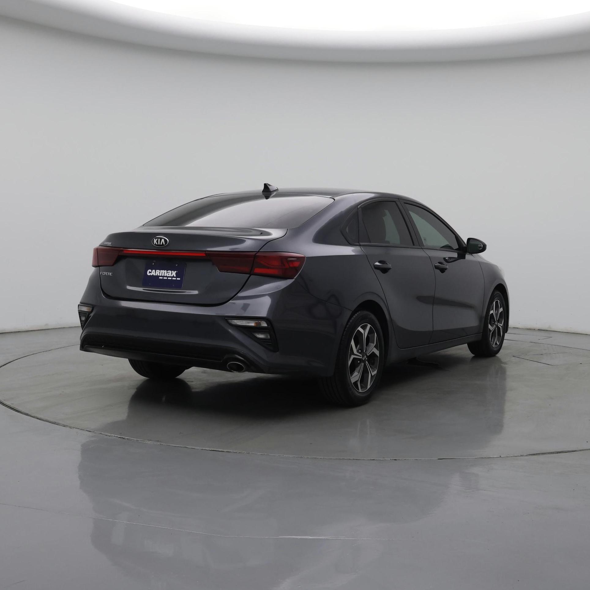 Thumbnail: 2019 Kia Forte - 8