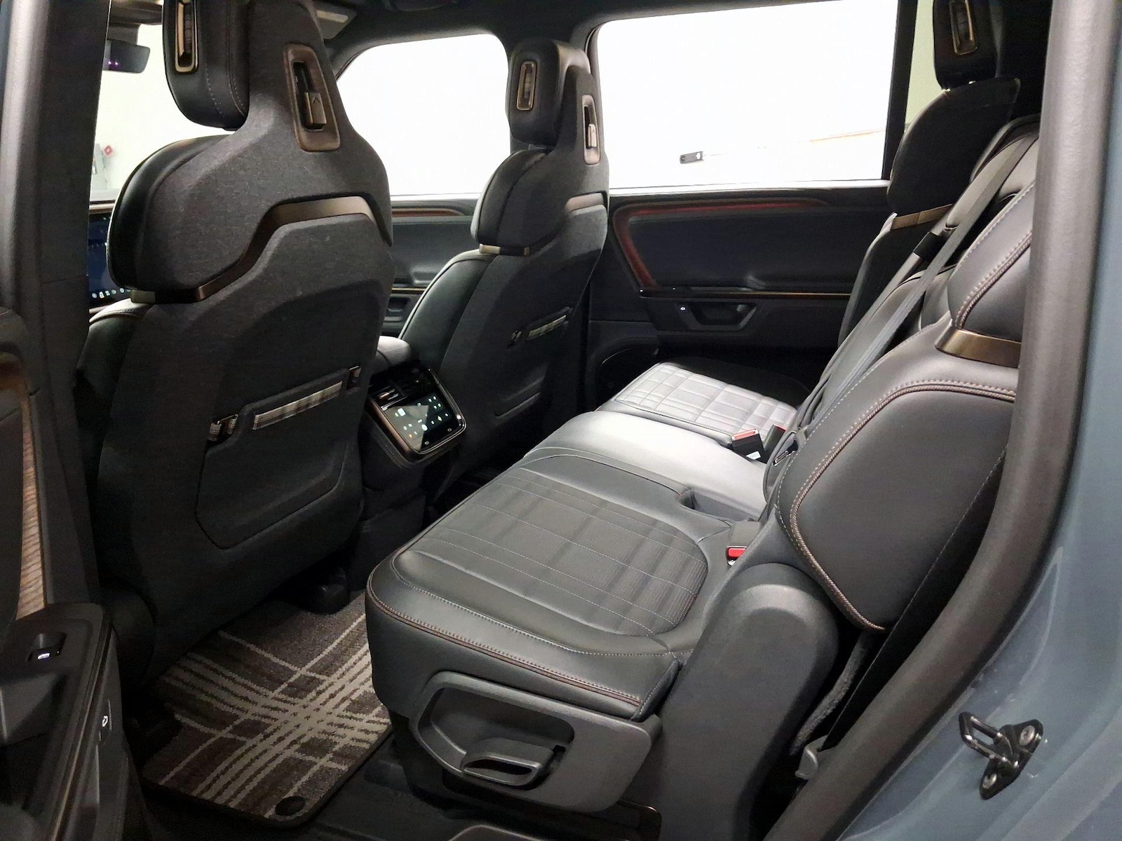 Rear Air Conditioning