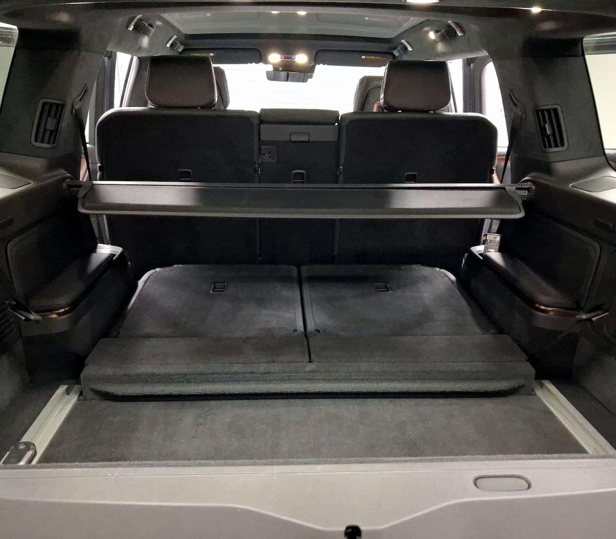 Trunk/Cargo (Seats Up)