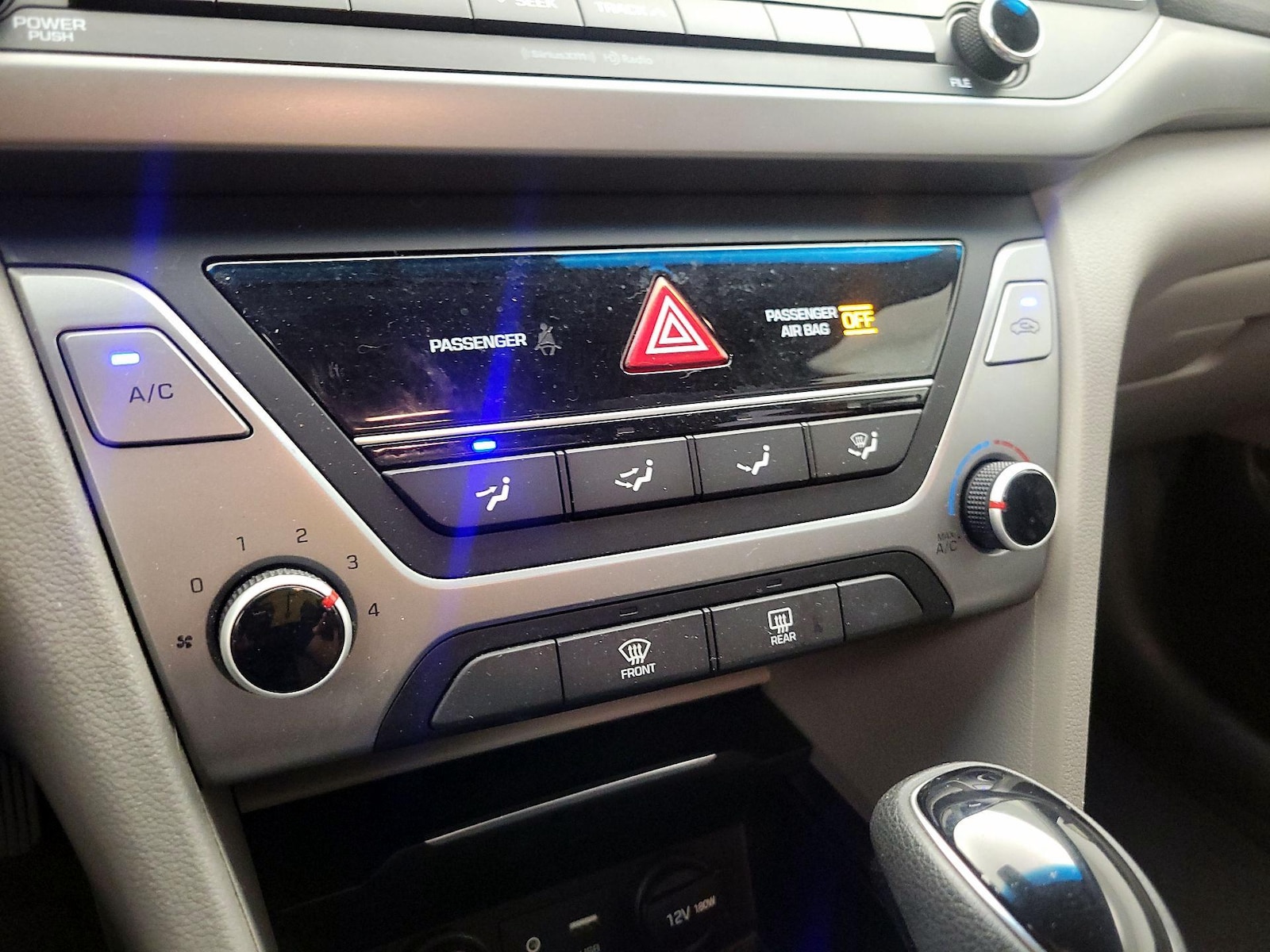 2017 Hyundai Elantra SE - Photo 17