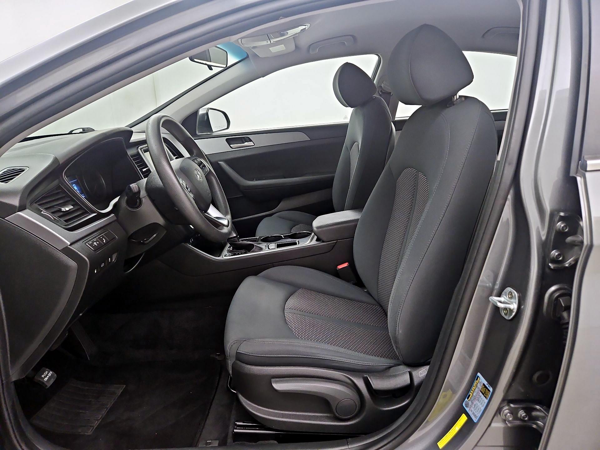 Thumbnail: 2019 Hyundai Sonata - 11