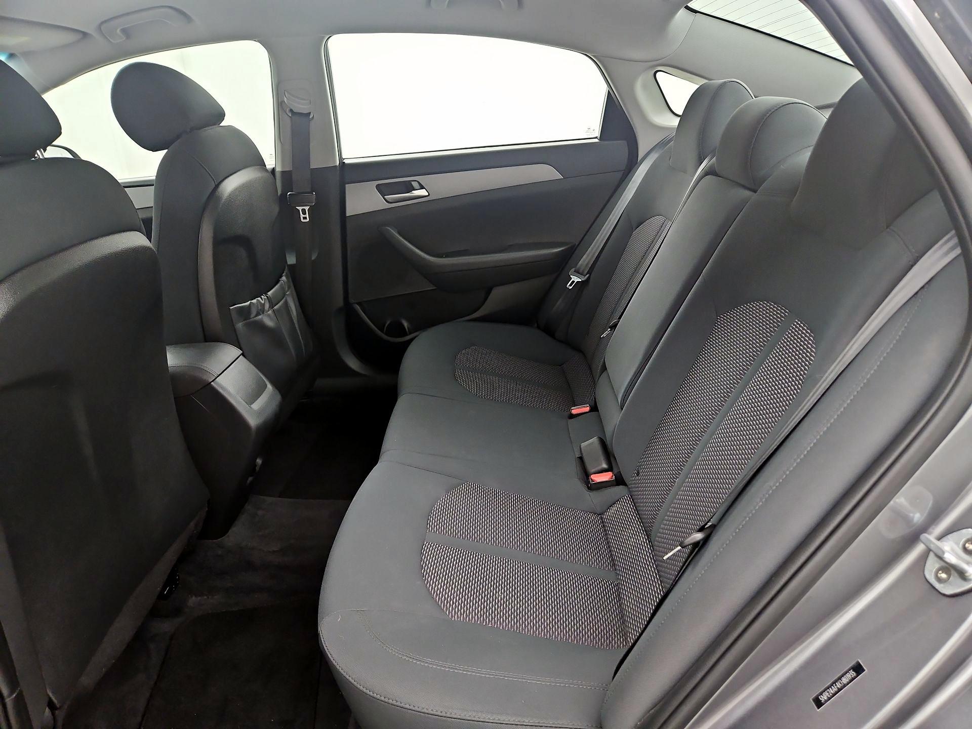 Thumbnail: 2019 Hyundai Sonata - 19