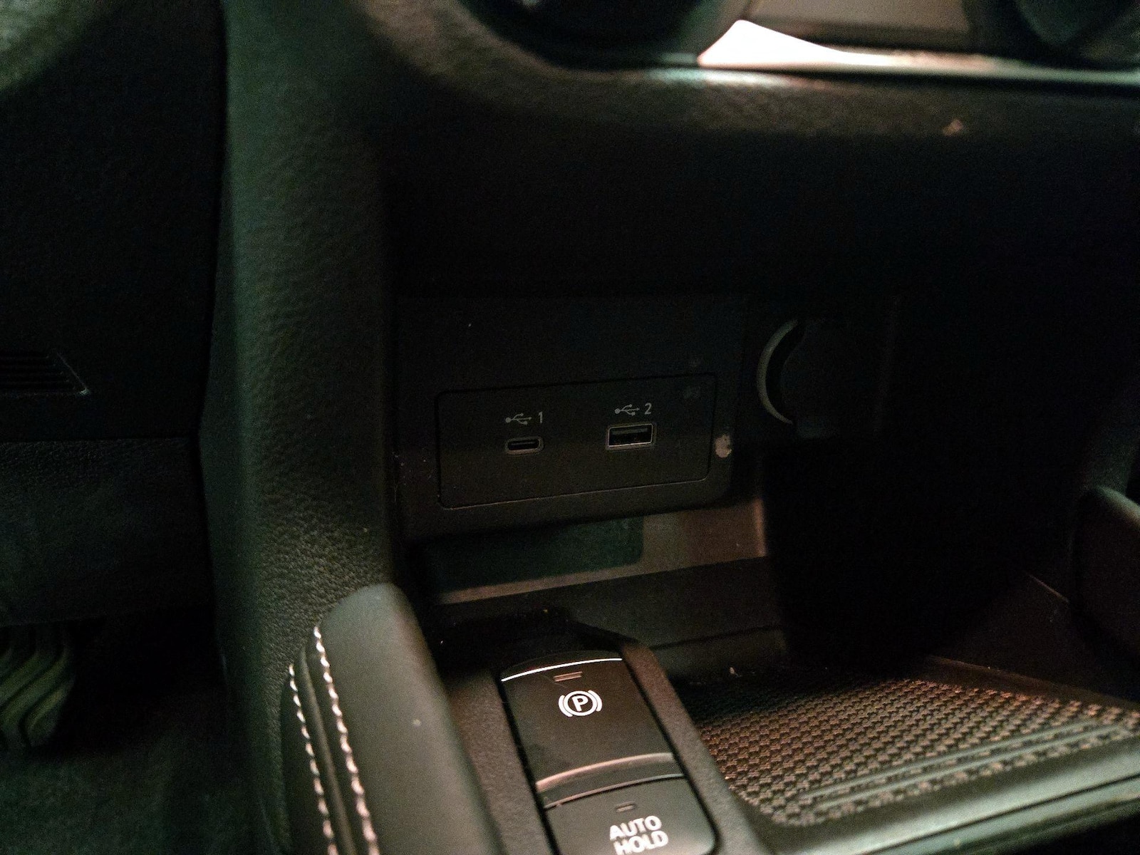 2023 Nissan Kicks SV - Photo 18