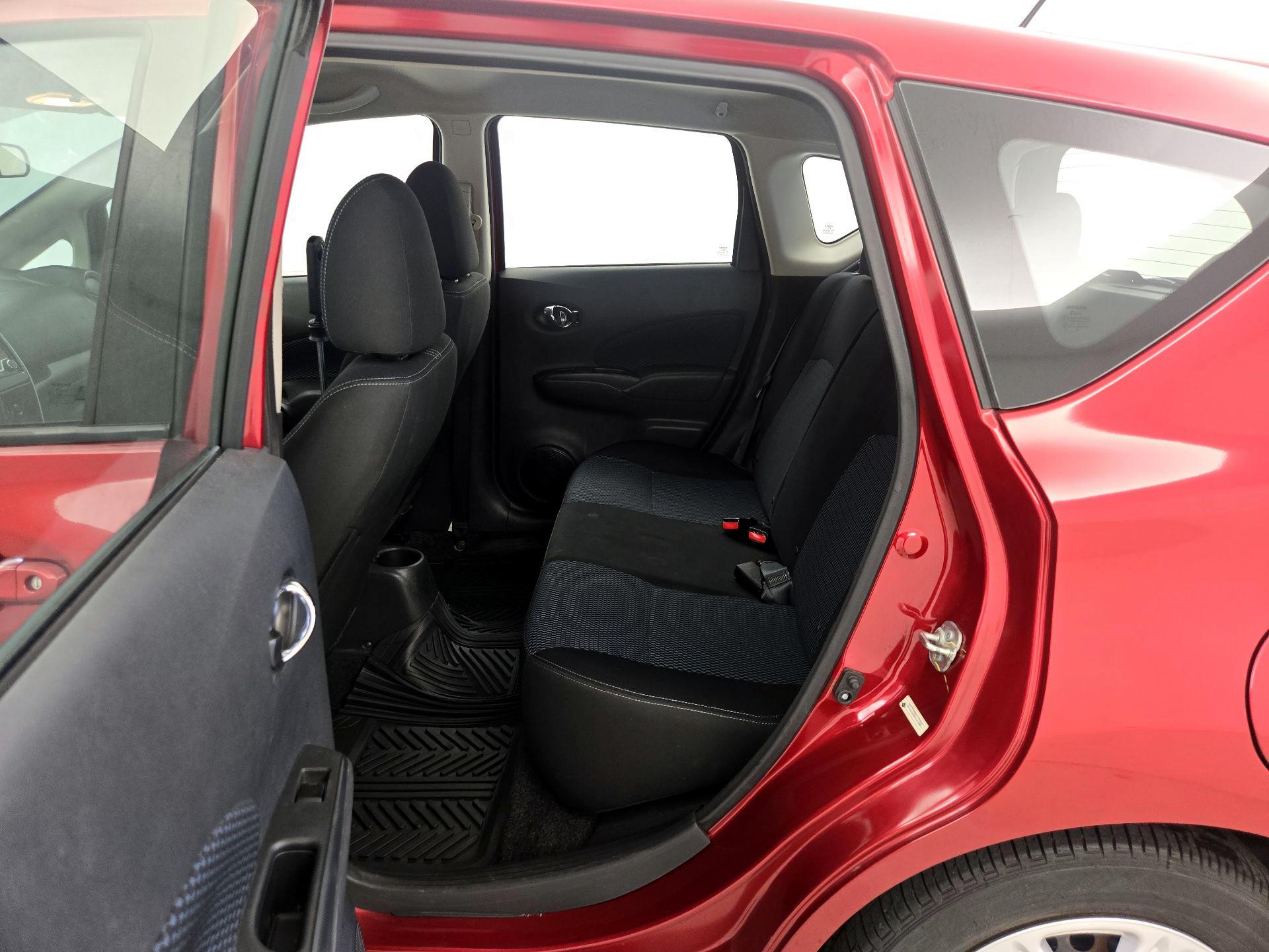 Thumbnail: 2017 Nissan Versa Note - 19