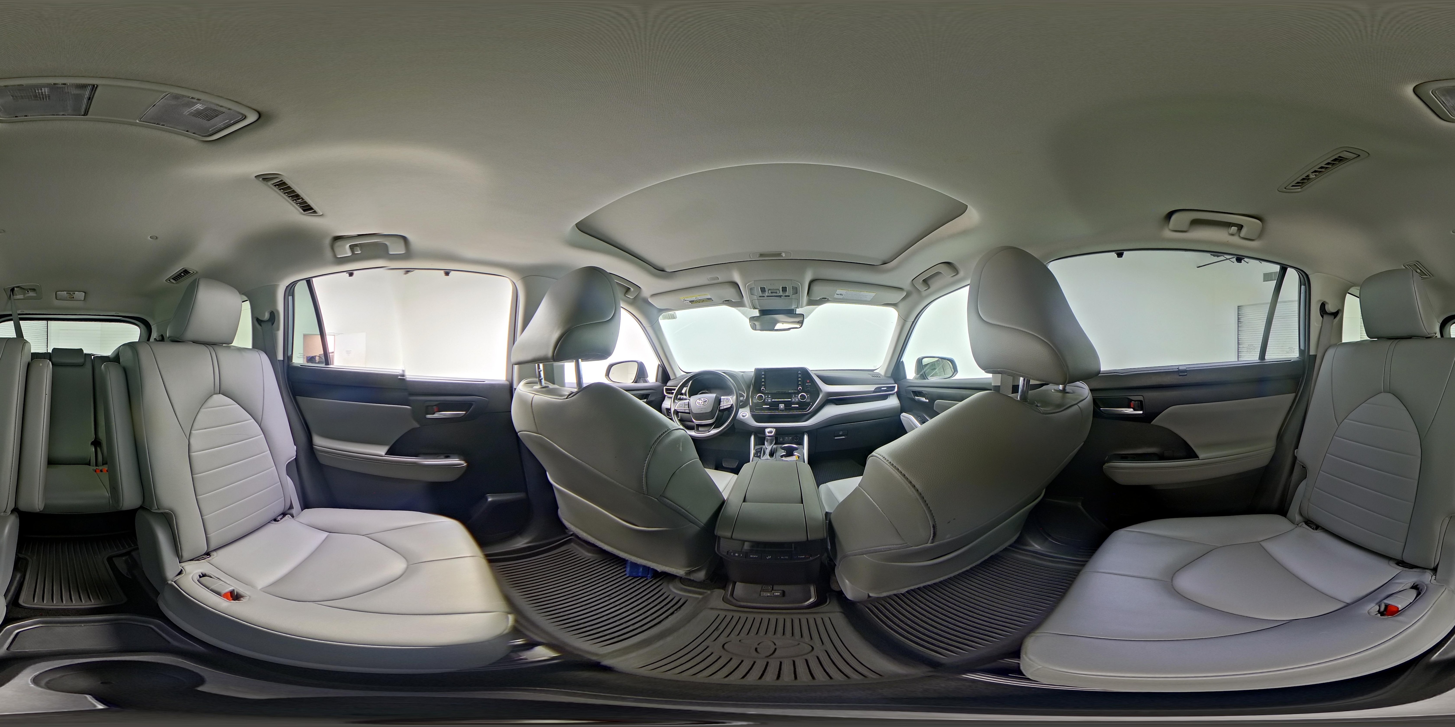 2022 Toyota Highlander XLE - Photo 26
