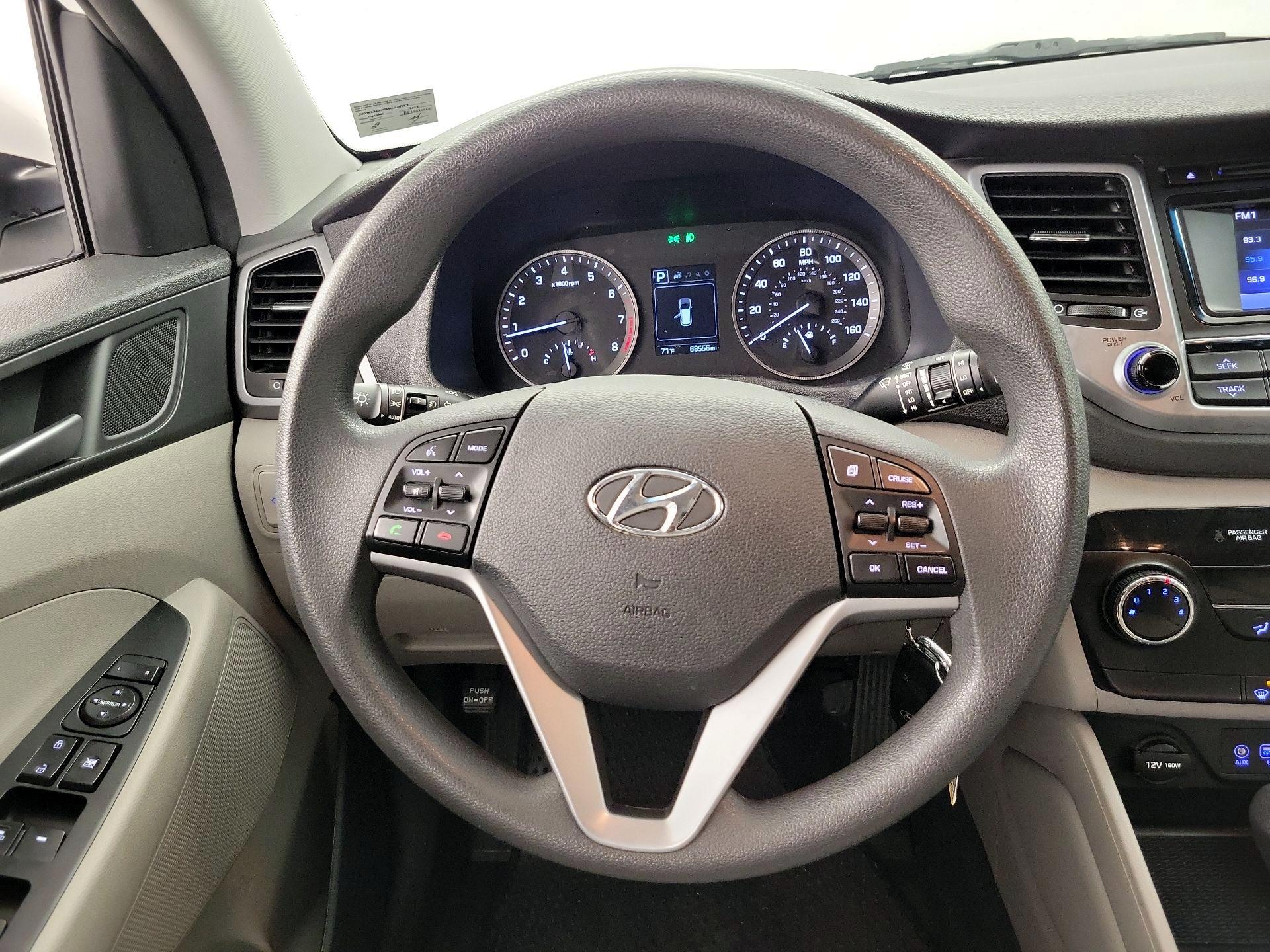 Thumbnail: 2017 Hyundai Tucson - 10