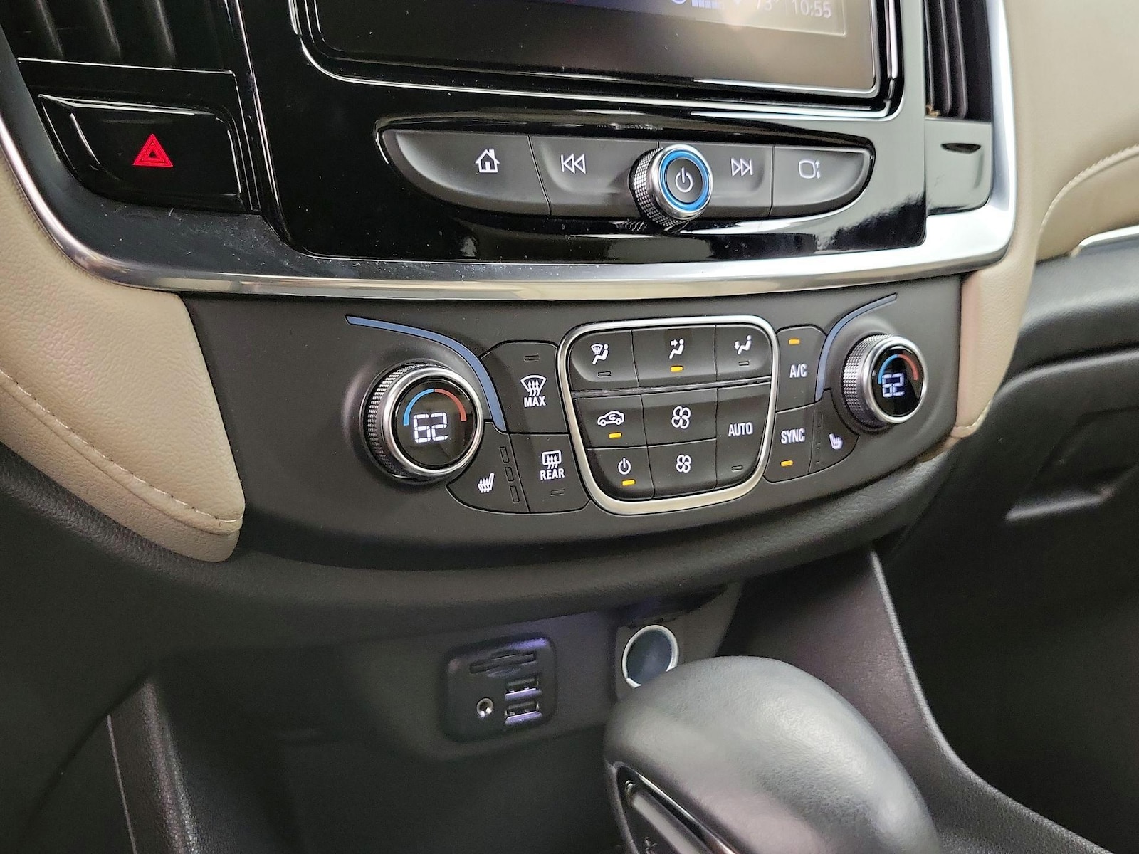 2023 Chevrolet Traverse 3LT - Photo 18