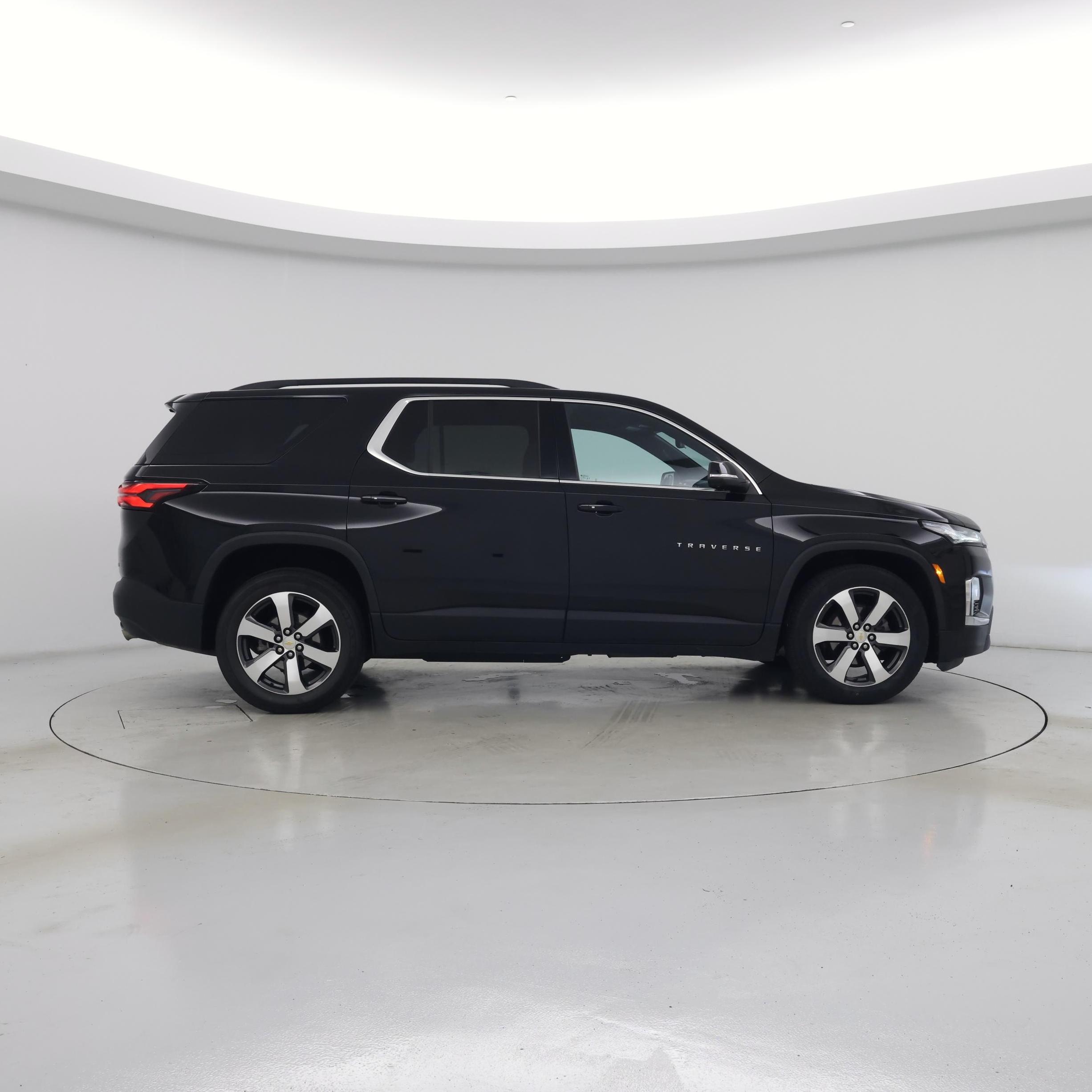 Thumbnail: 2023 Chevrolet Traverse - 7