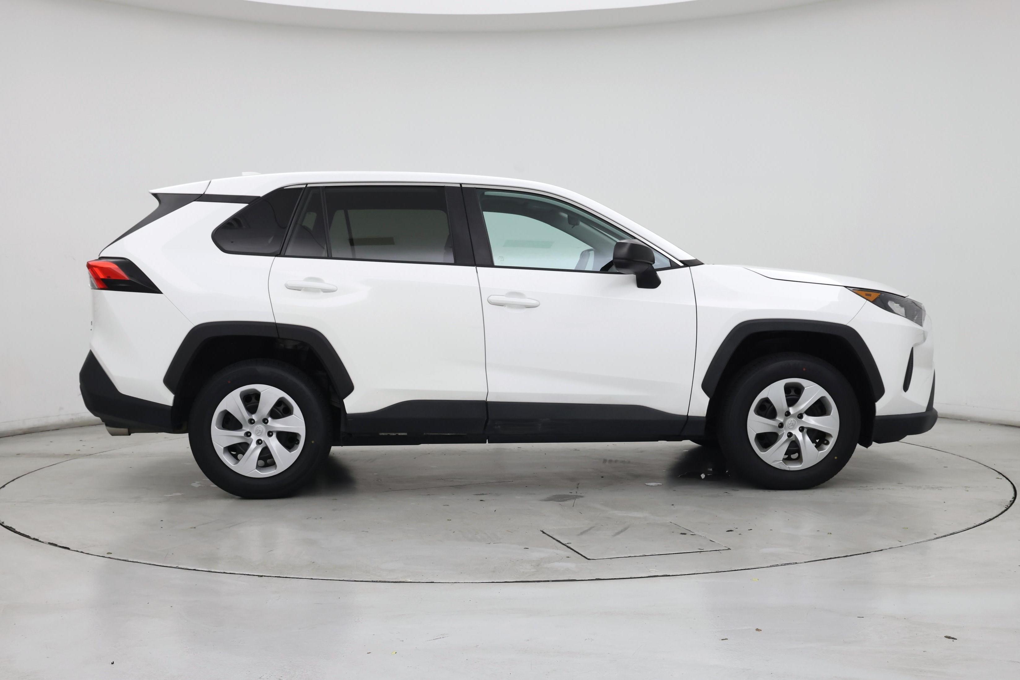 Thumbnail: 2022 Toyota RAV4 - 7