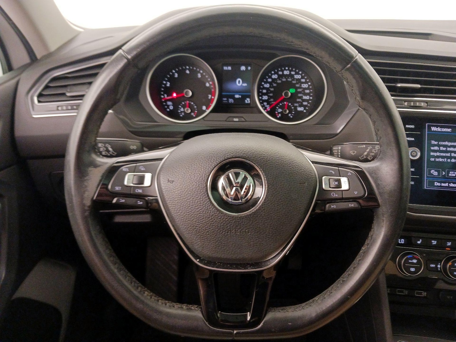 2018 Volkswagen Tiguan SE - Photo 11
