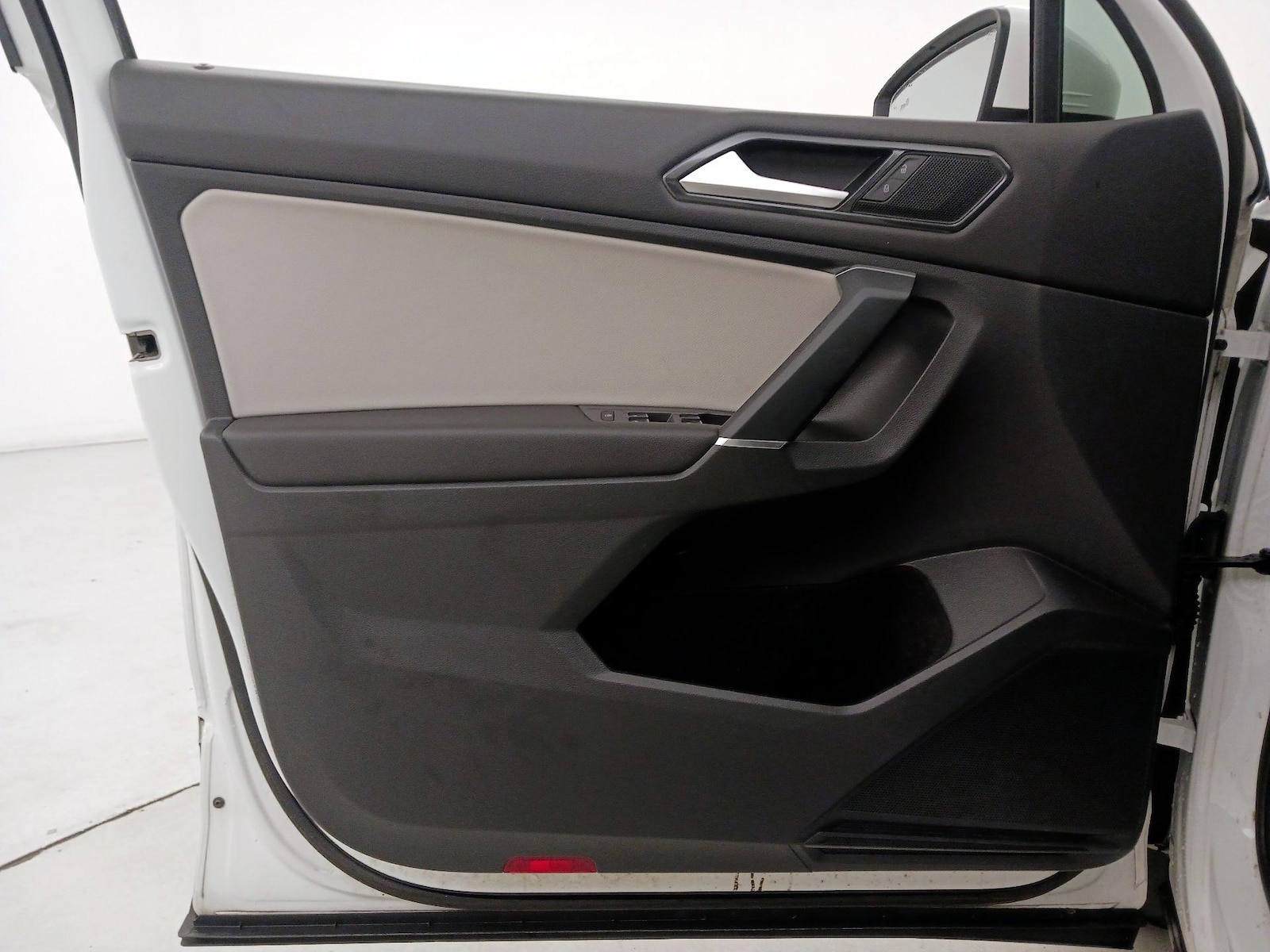 2018 Volkswagen Tiguan SE - Photo 13