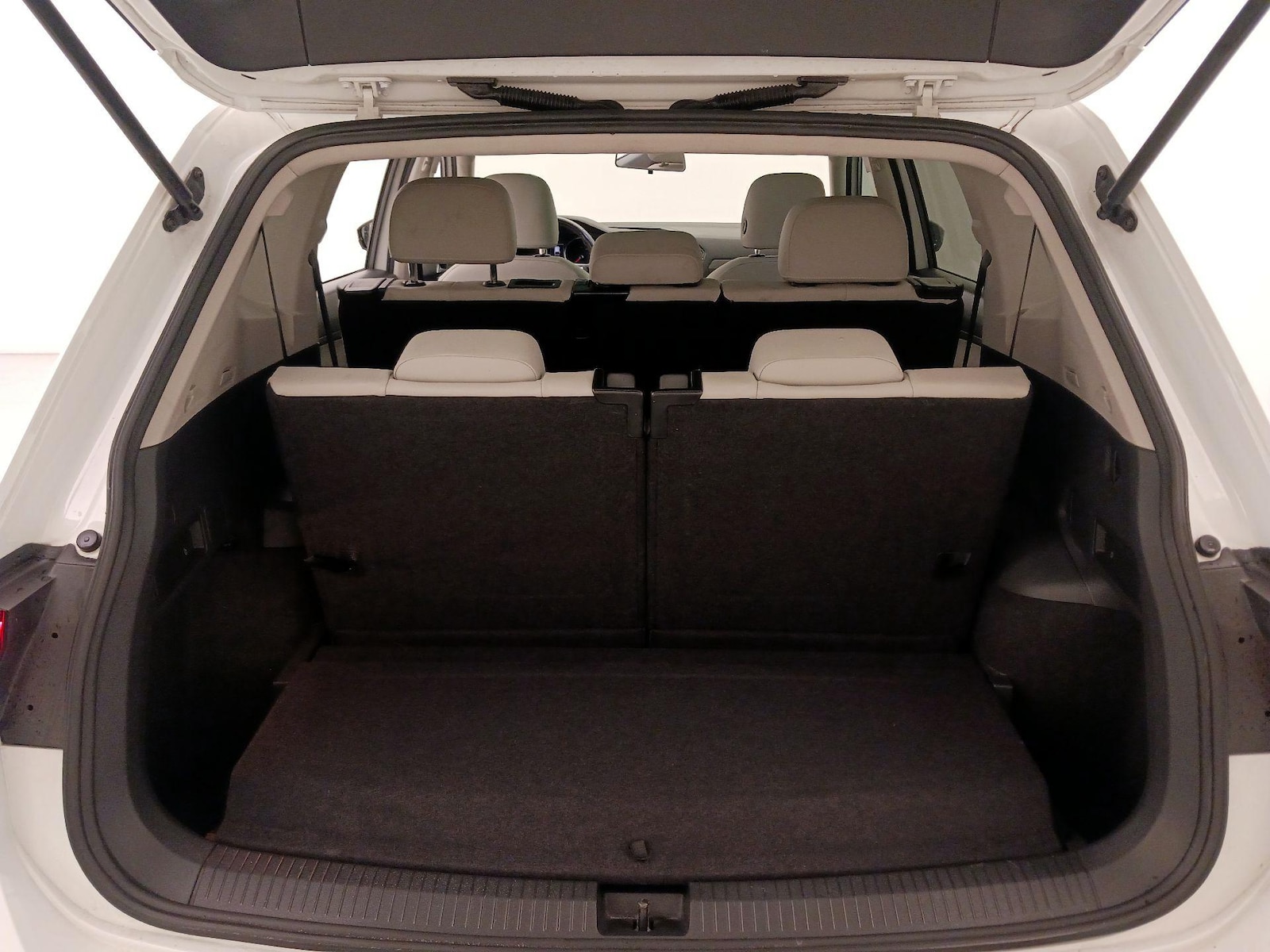 2018 Volkswagen Tiguan SE - Photo 23