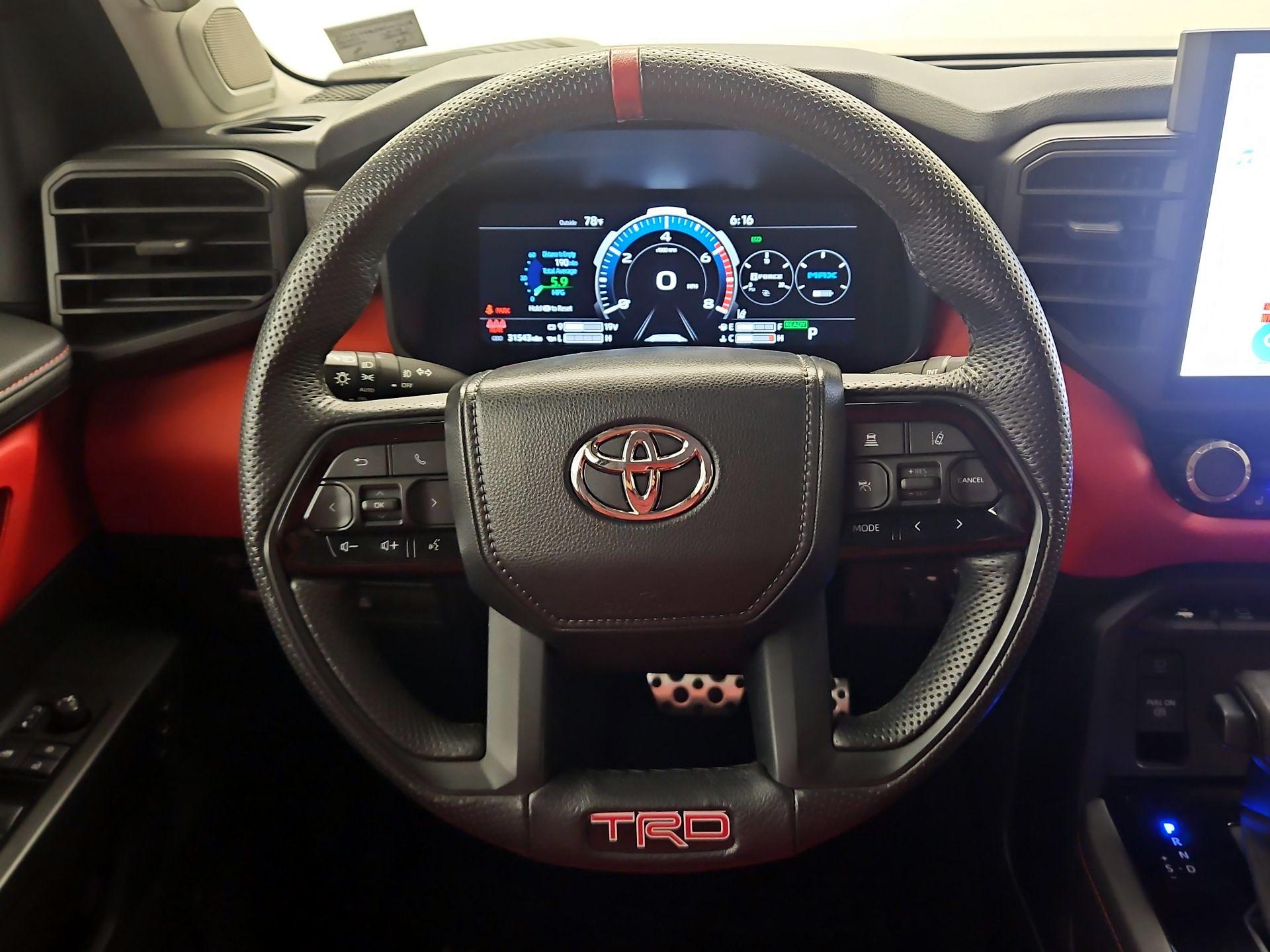 Thumbnail: 2022 Toyota Tundra - 10