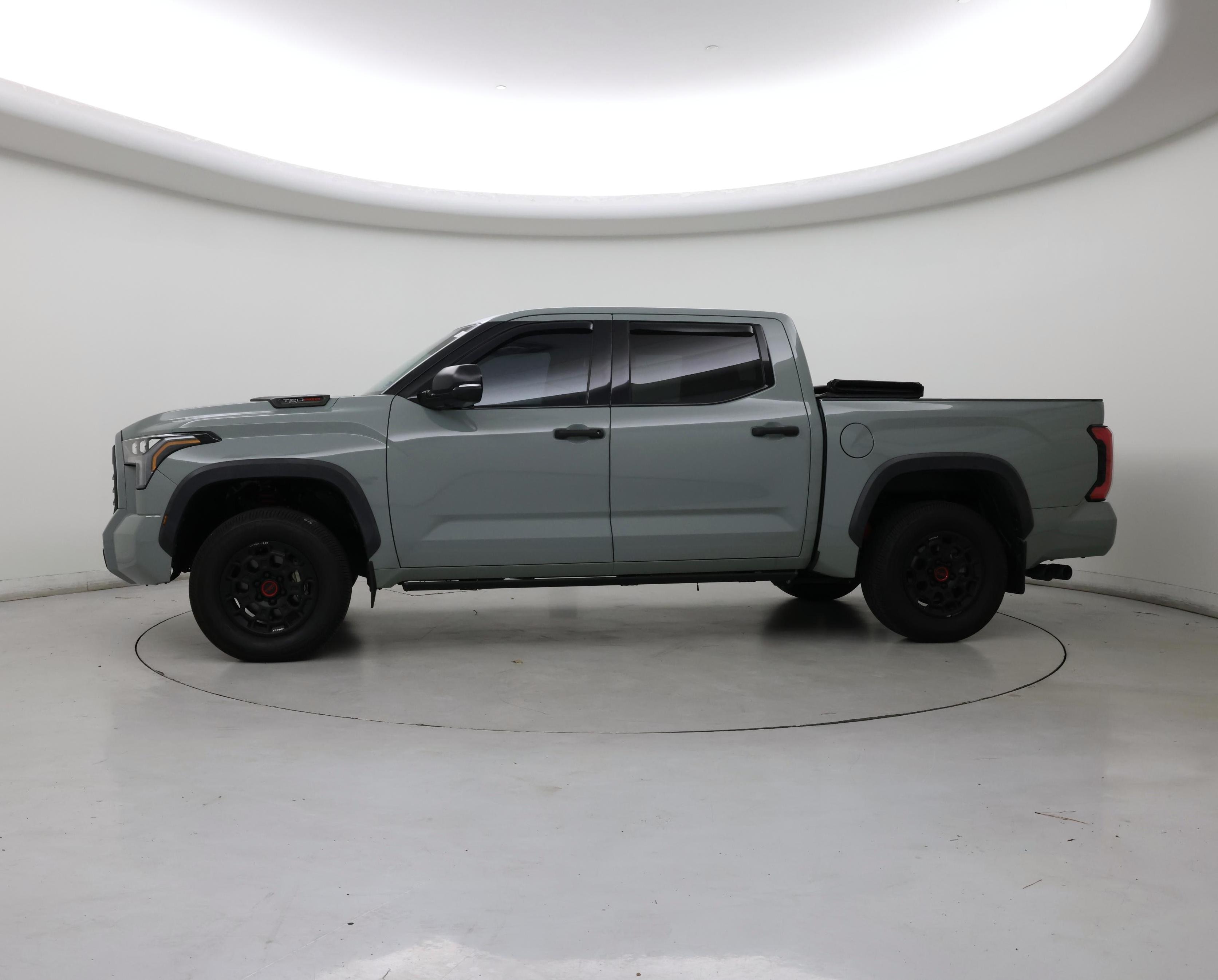 Thumbnail: 2022 Toyota Tundra - 3