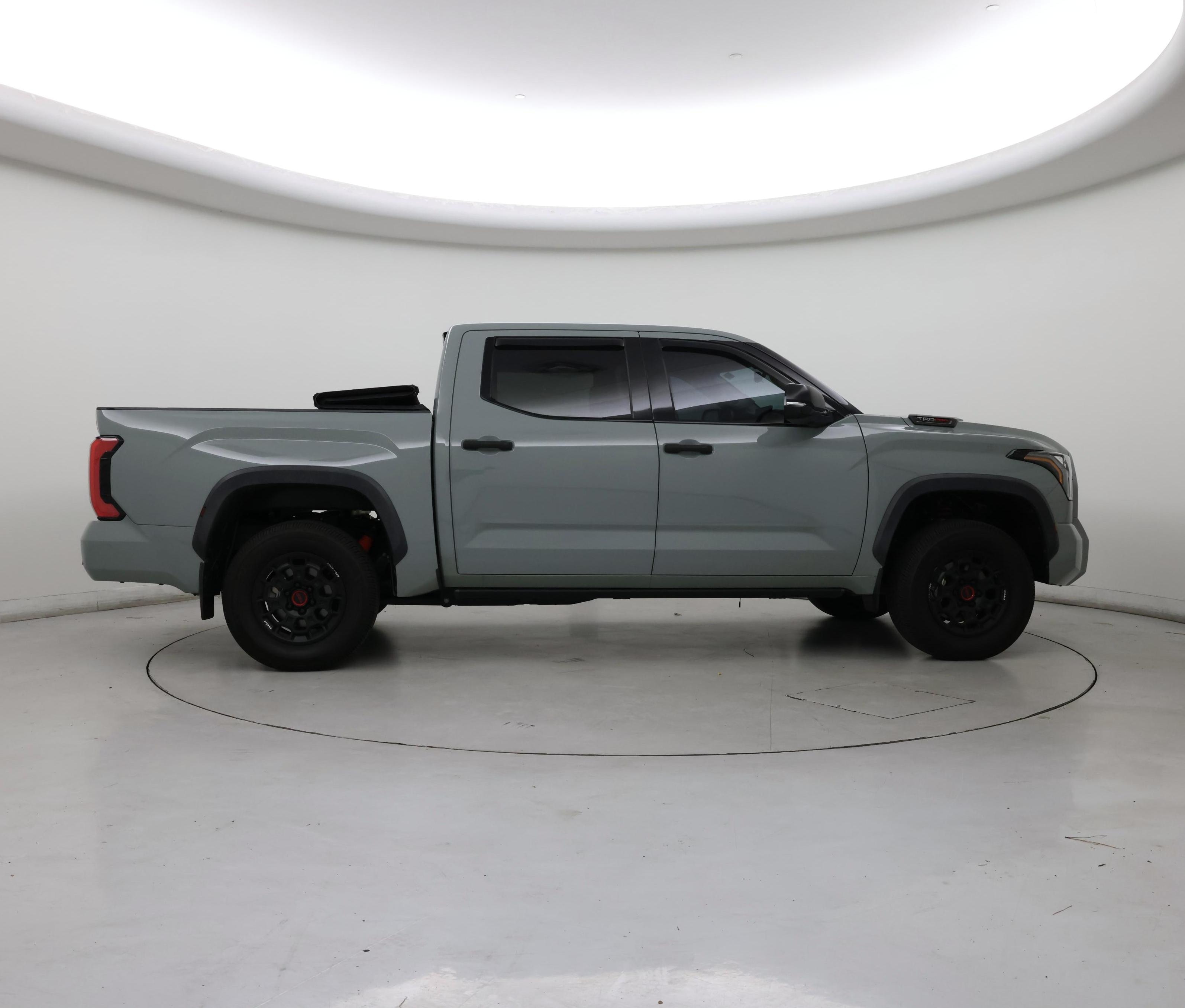Thumbnail: 2022 Toyota Tundra - 7