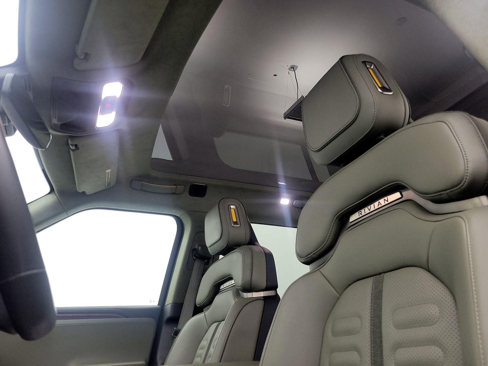 Skylight(s) & Overhead Airbags