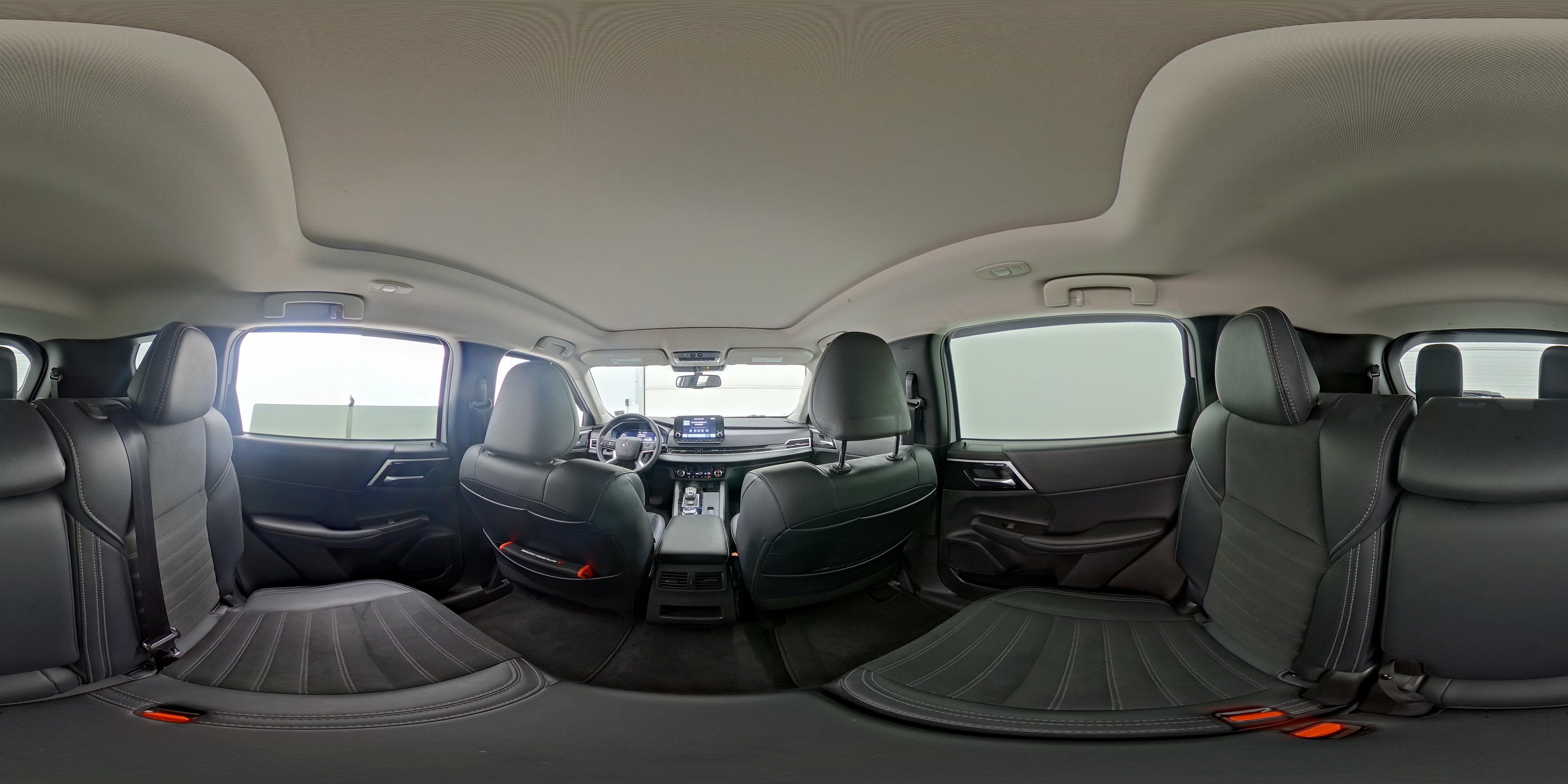 2024 Mitsubishi Outlander SE - Photo 29