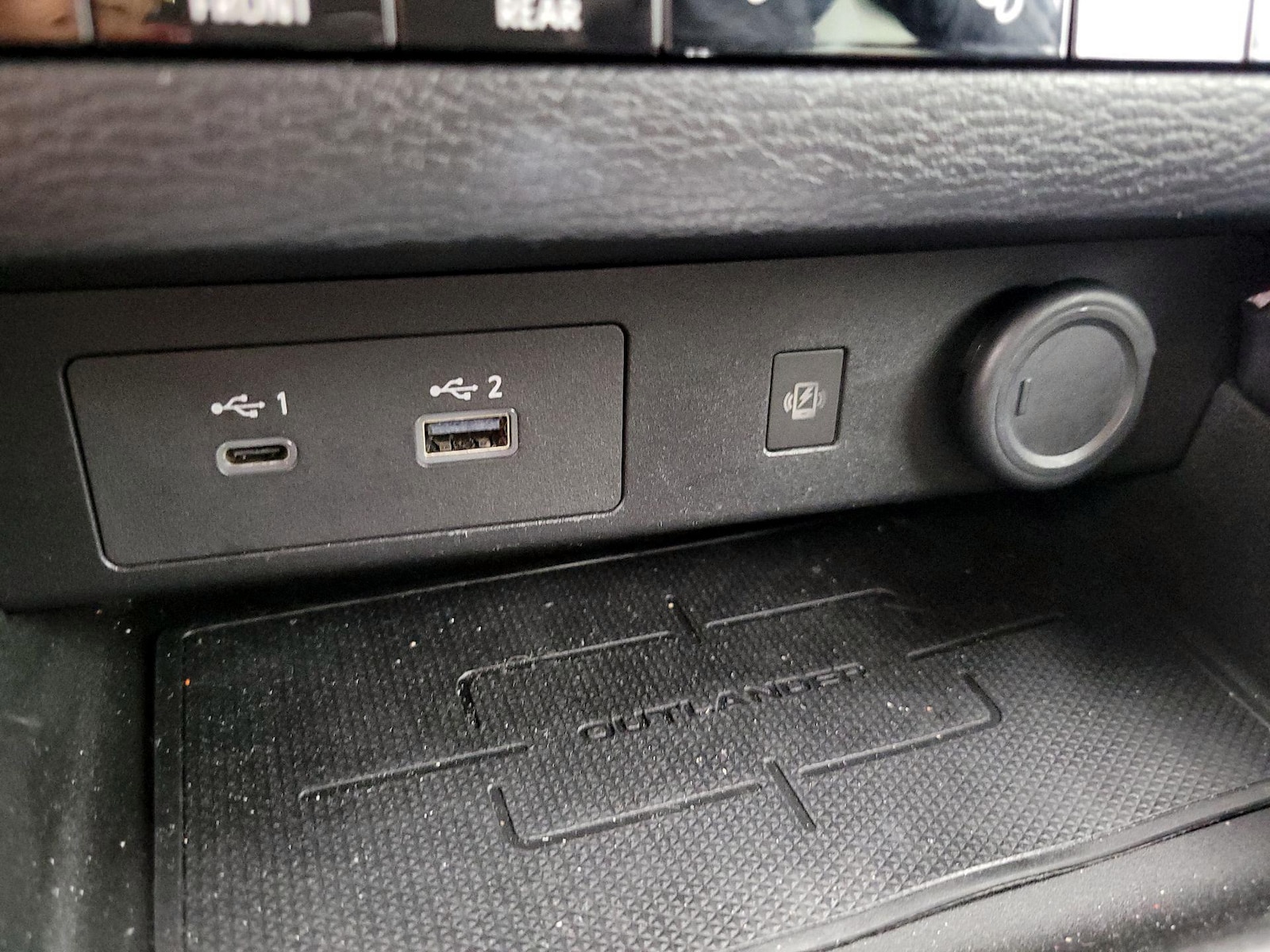 2024 Mitsubishi Outlander SE - Photo 20