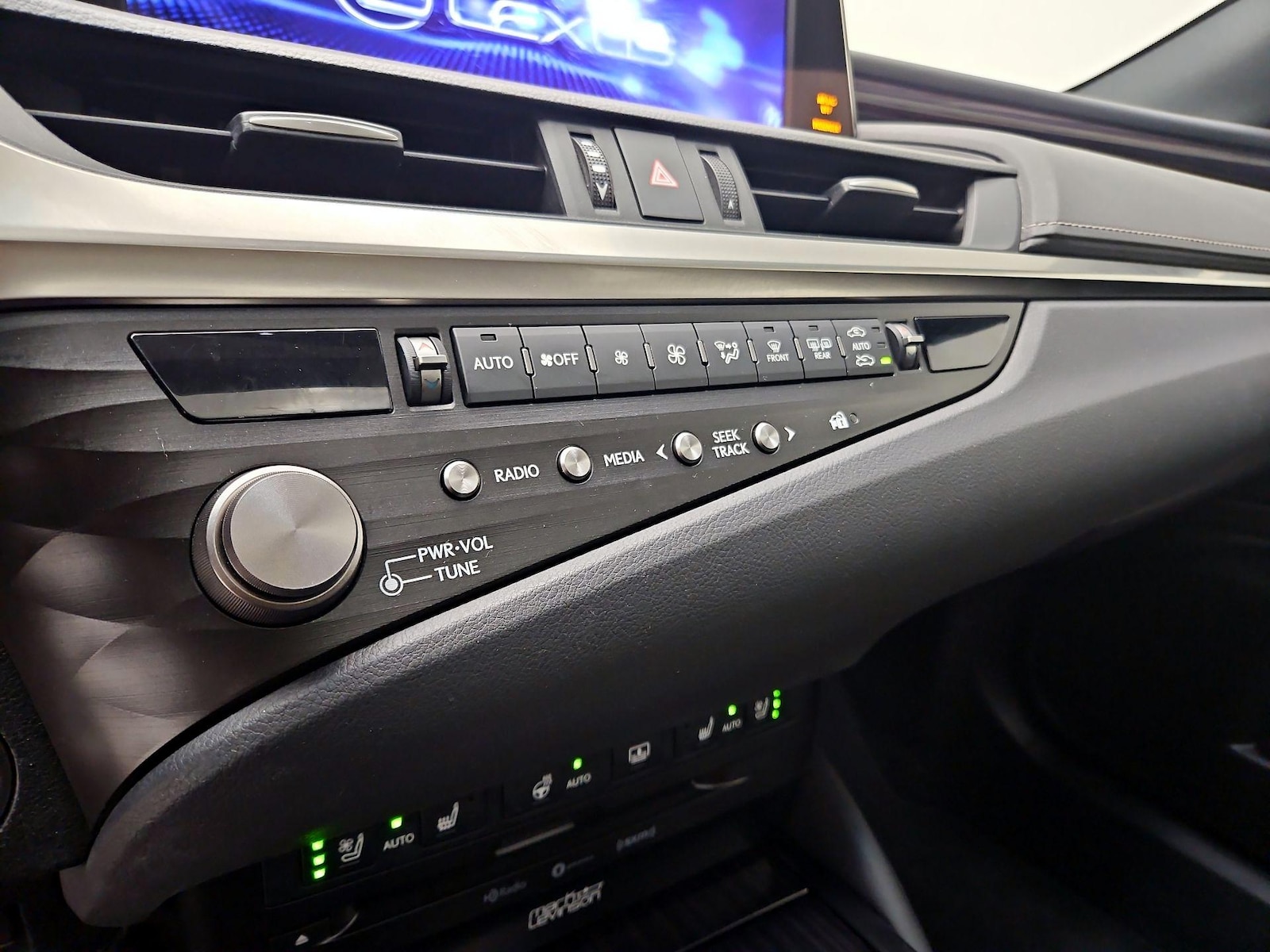2021 Lexus ES 350 Luxury - Photo 18