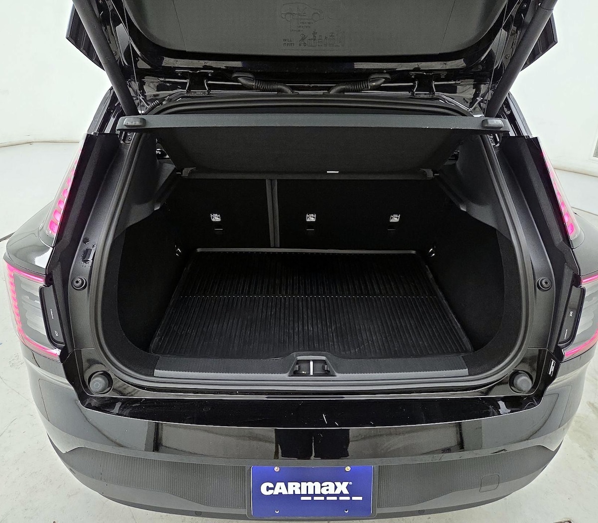 Trunk/Cargo (Seats Up)