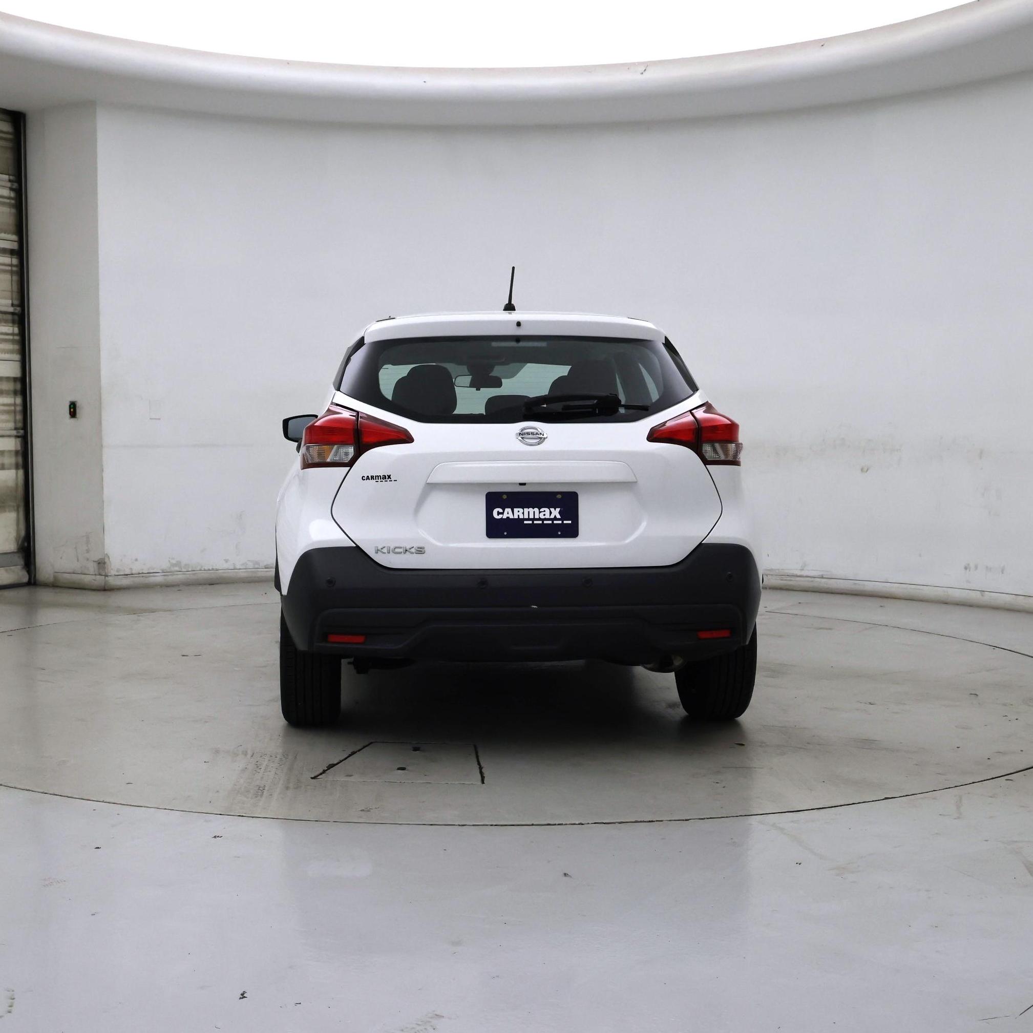 Thumbnail: 2020 Nissan Kicks - 6