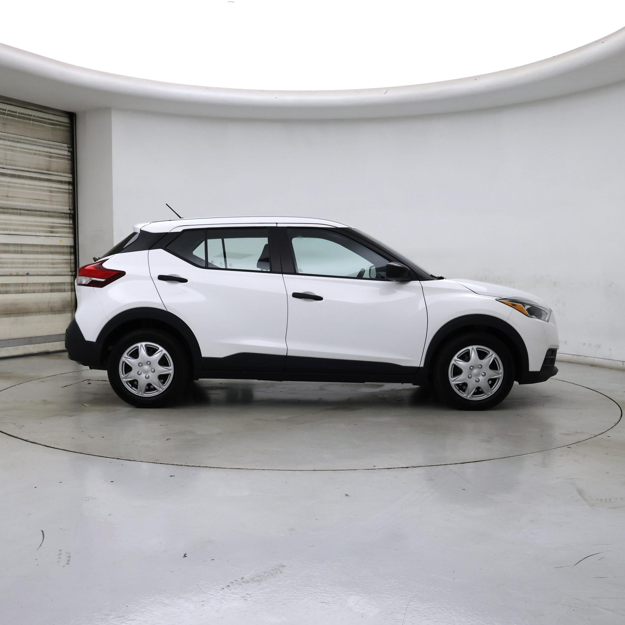 Thumbnail: 2020 Nissan Kicks - 7