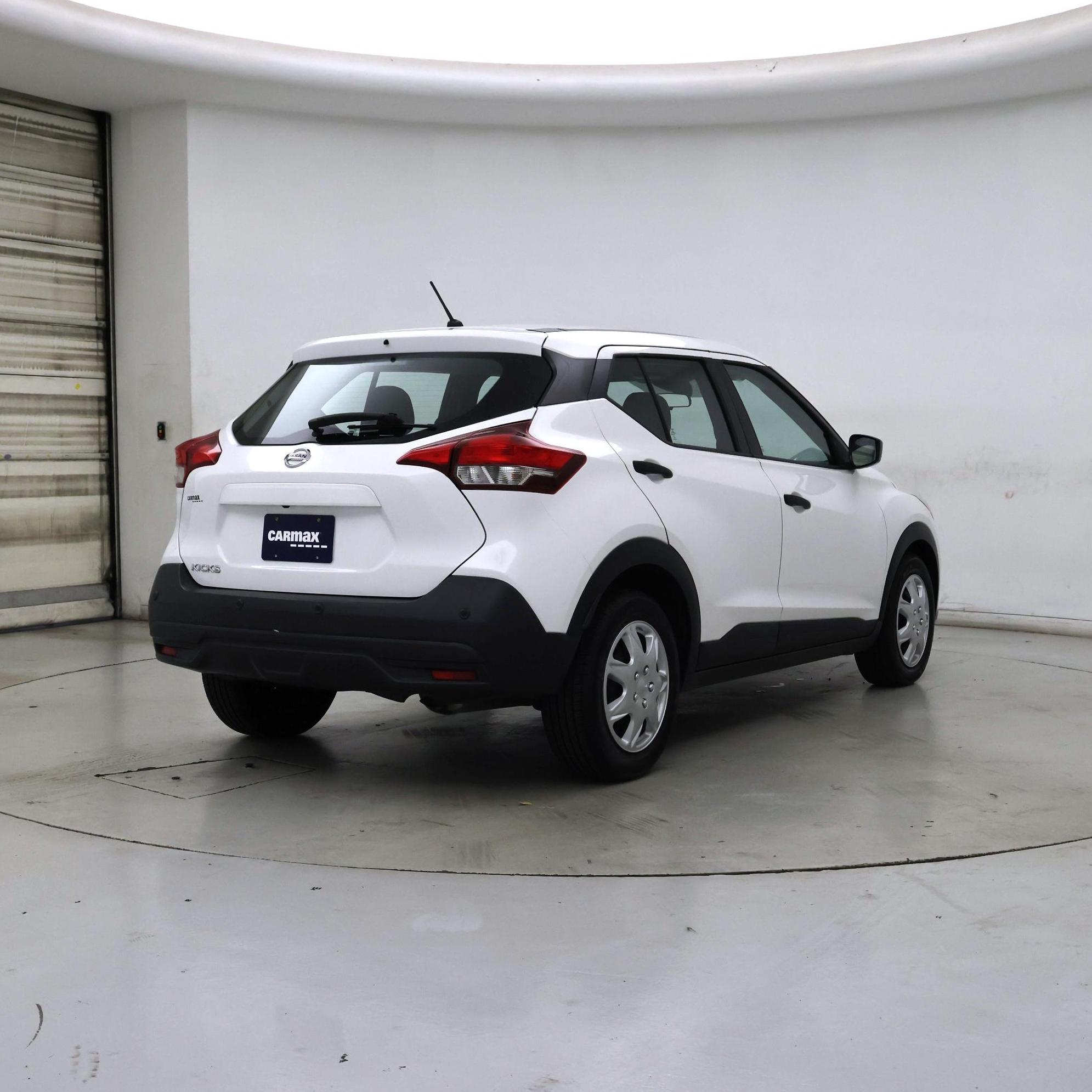 Thumbnail: 2020 Nissan Kicks - 8